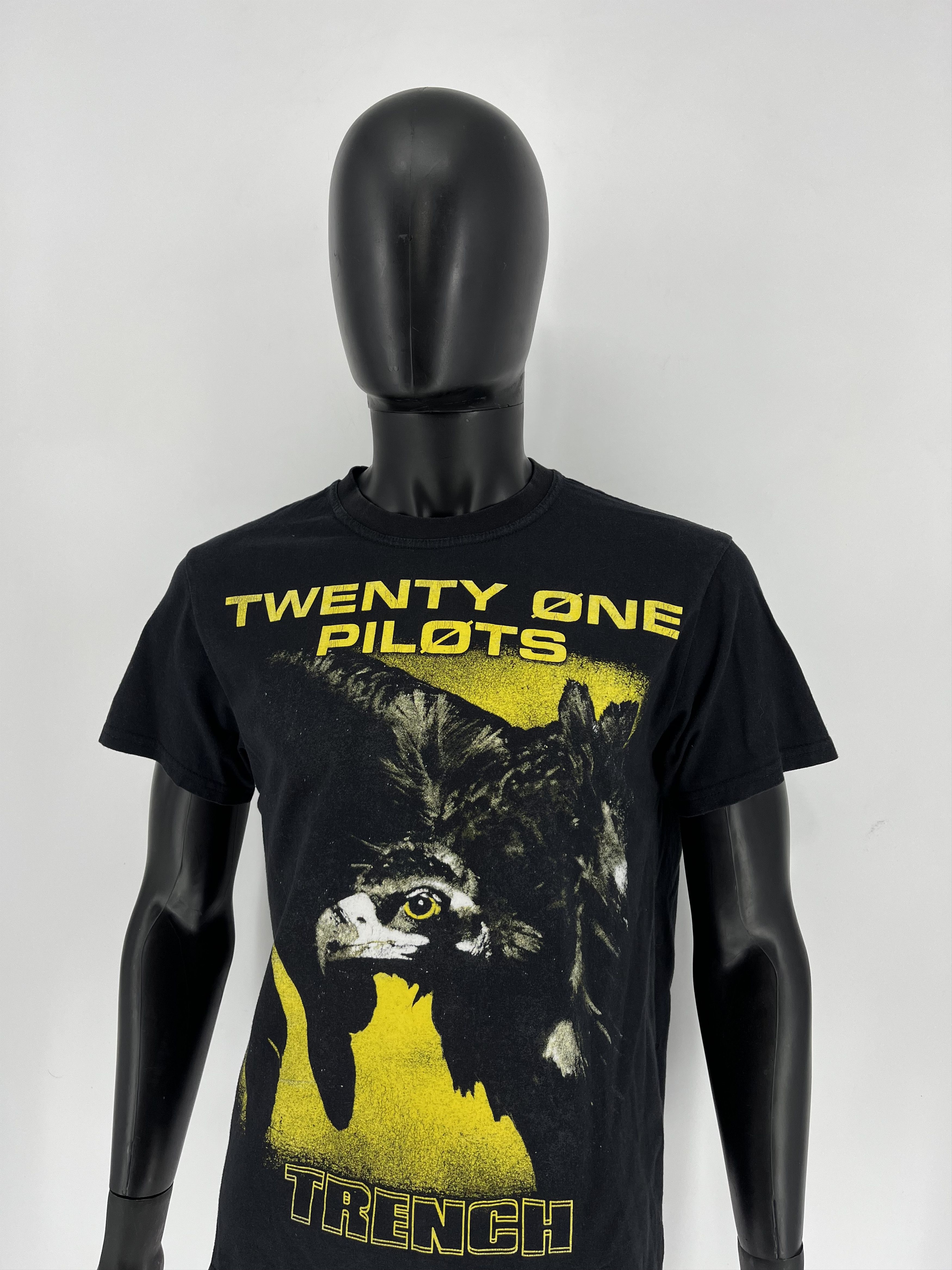 Band Tees Vintage Y2K Twenty One Pilots Cult Rock Band Tee Size US L / EU 52-54 / 3 - 4 Thumbnail