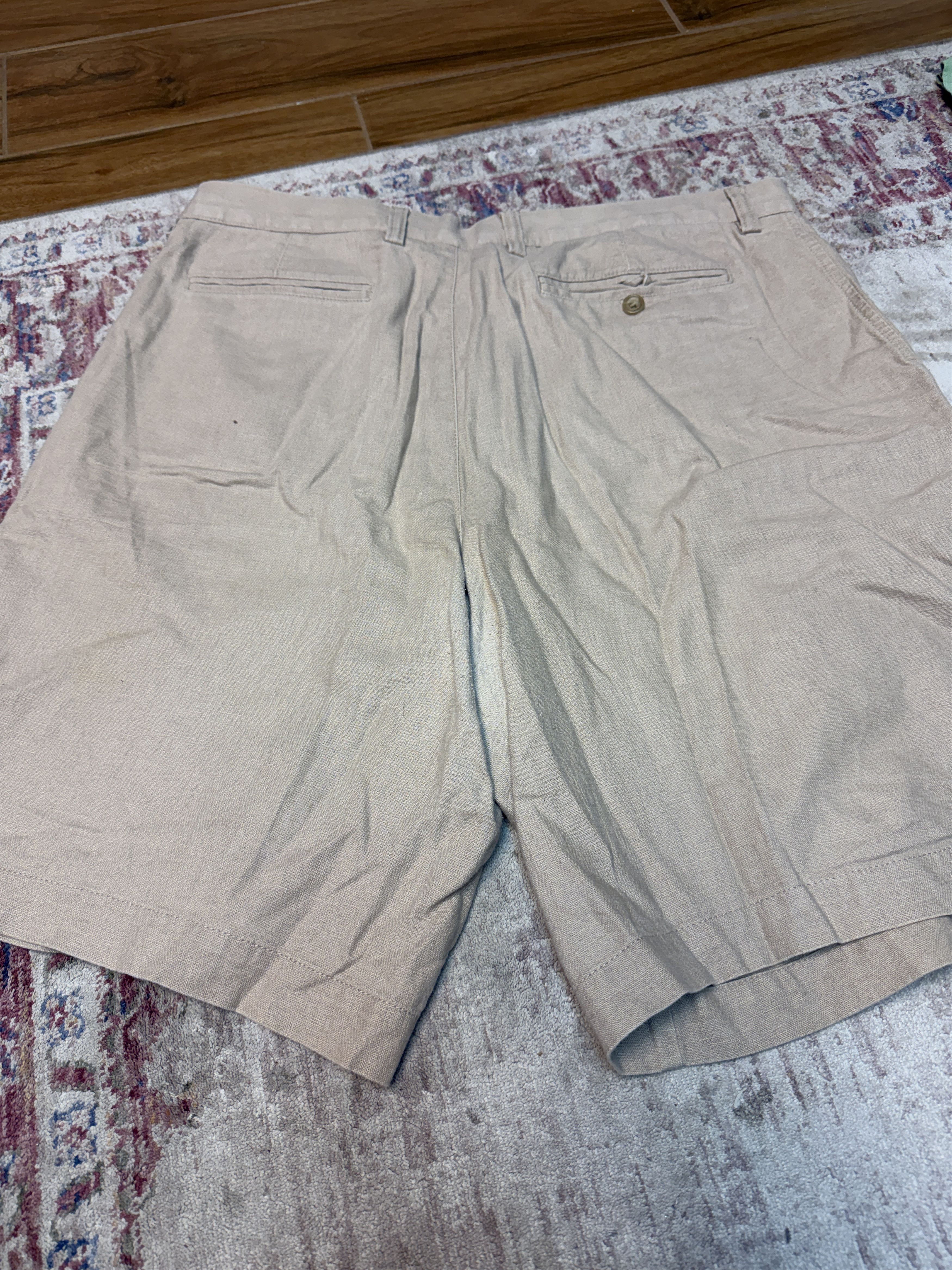 Banana Republic Banana Republic Men's Light Tan Linen Shorts Size US 36 / EU 52 - 4 Thumbnail