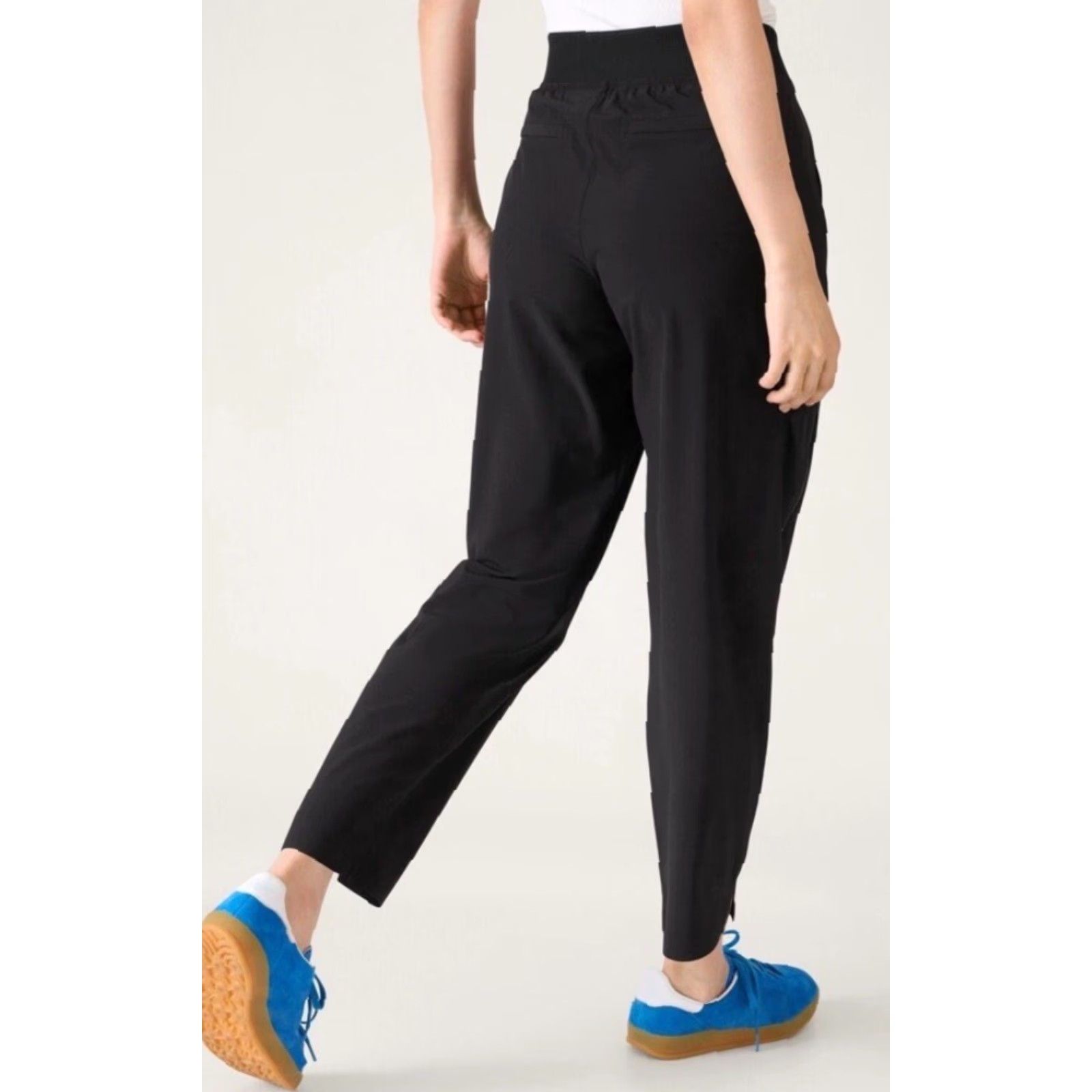 Athleta NWT ATHLETA Brooklyn Mid Rise Ankle Utility Pant Black 12P Size 34" / US 12 / IT 48 - 6 Thumbnail