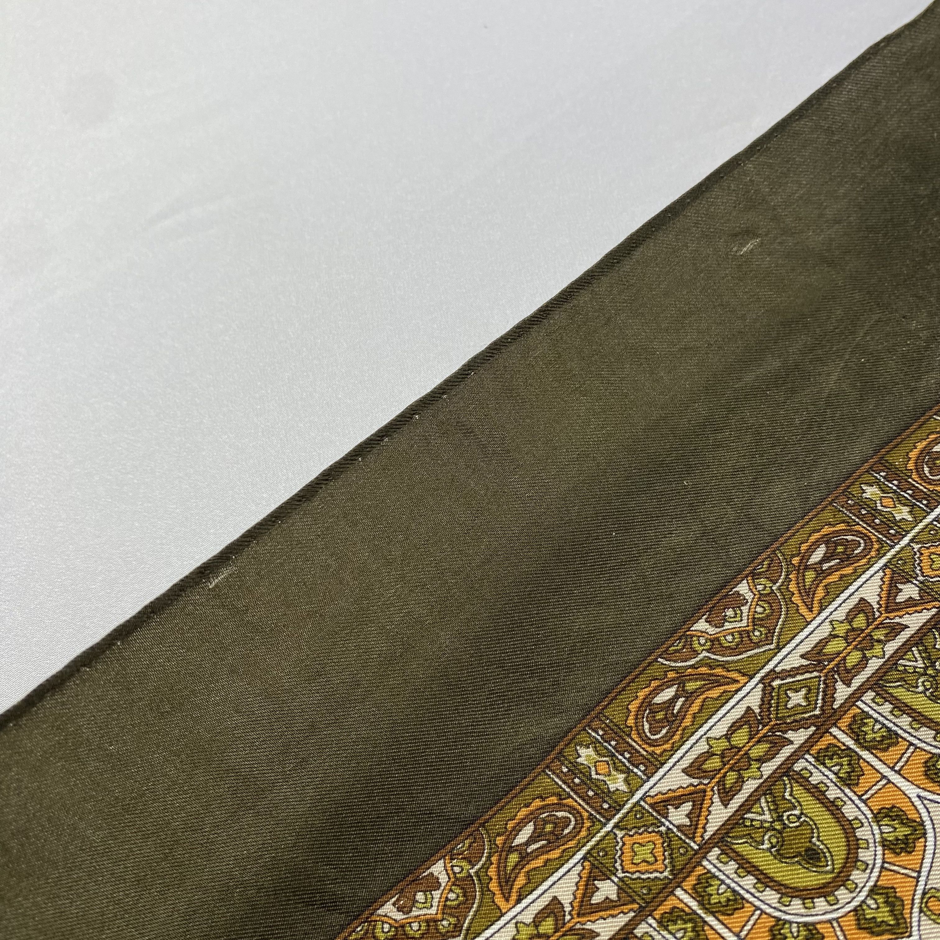Japanese Brand × Vintage Vintage Unknown Paisley Silk Scarf SS060 Size ONE SIZE - 7 Thumbnail