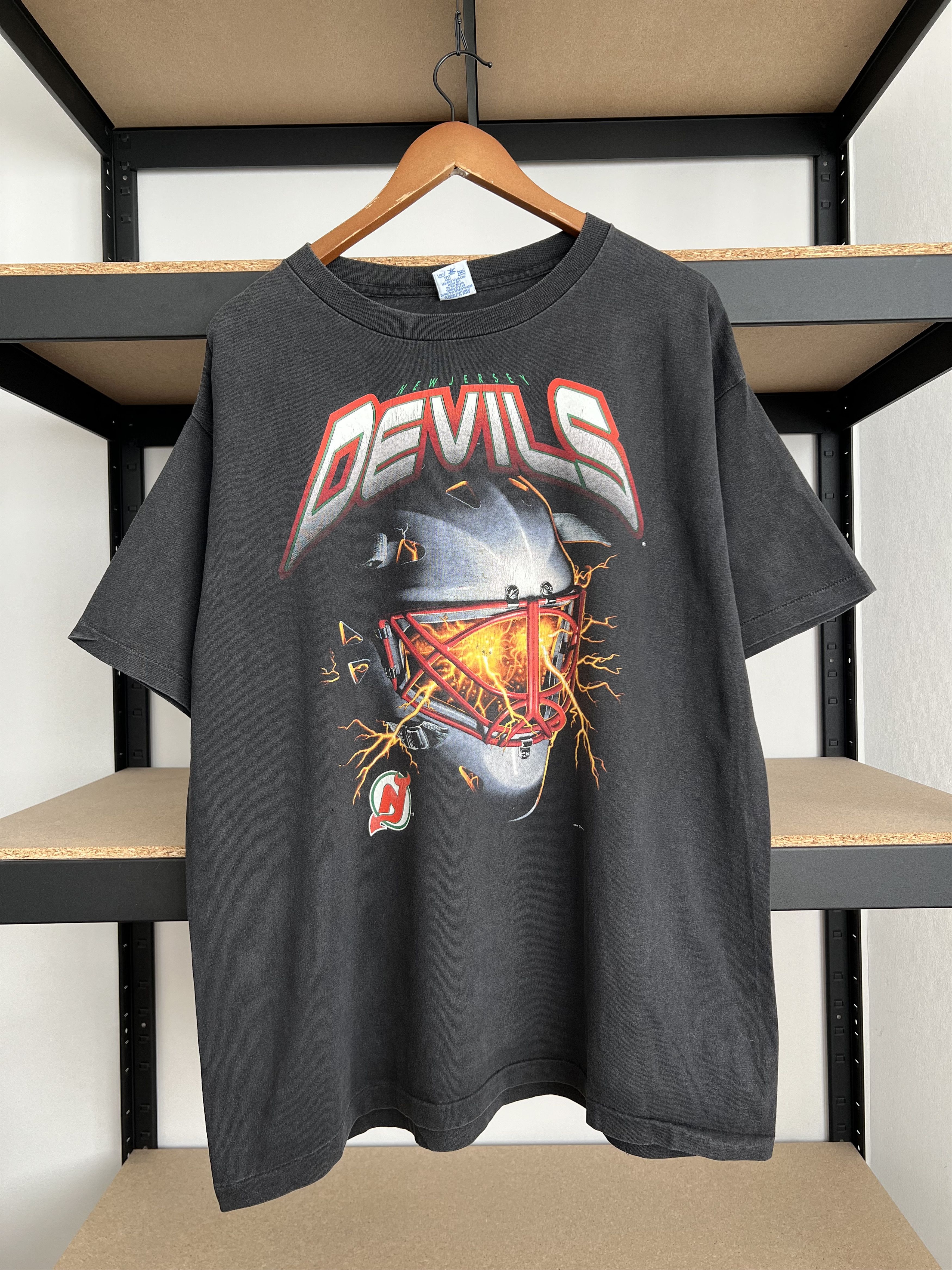 NHL Vintage 1993 New Jersey Devils NHL Salem Black T-shirt Size US L / EU 52-54 / 3 - 1 Thumbnail