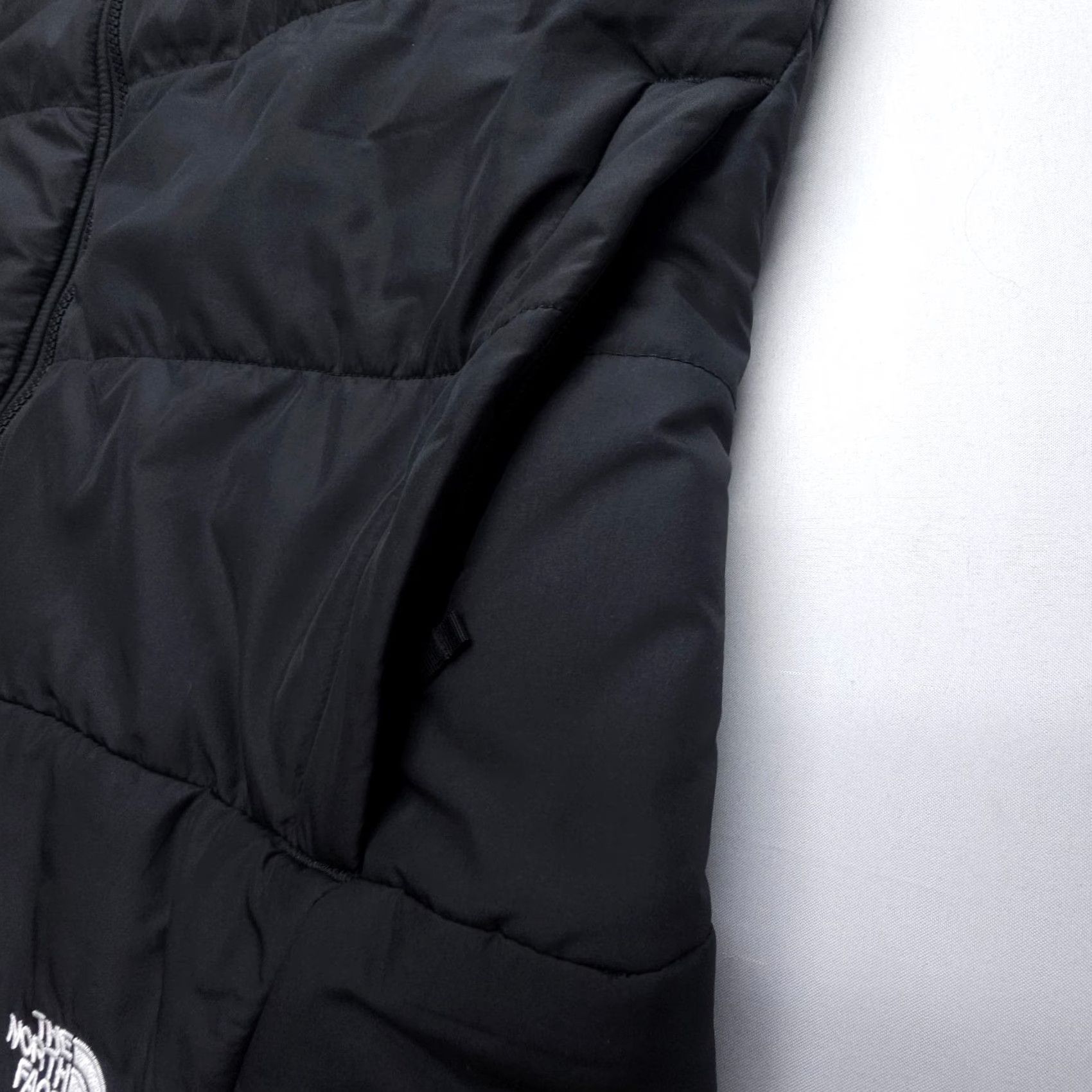 The North Face The North Face Womens Everyday Insulated Vest XL Black Quilted Logo Vest Size XL / US 12-14 / IT 48-50 - 6 Thumbnail