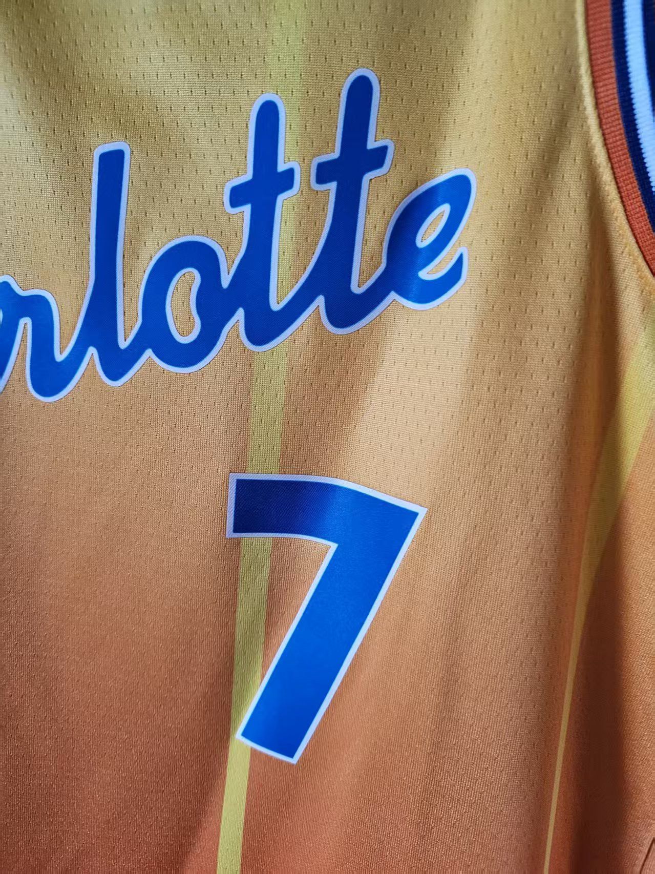 NBA Charlotte Hornets 7 Cade Knueppel Jersey 2026 Size US M / EU 48-50 / 2 - 4 Thumbnail