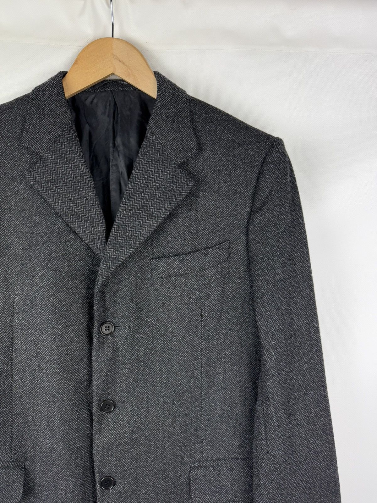 Canali Canali men’s herringbone wool tweed blazer jacket sportcoat Size 42R - 3 Thumbnail