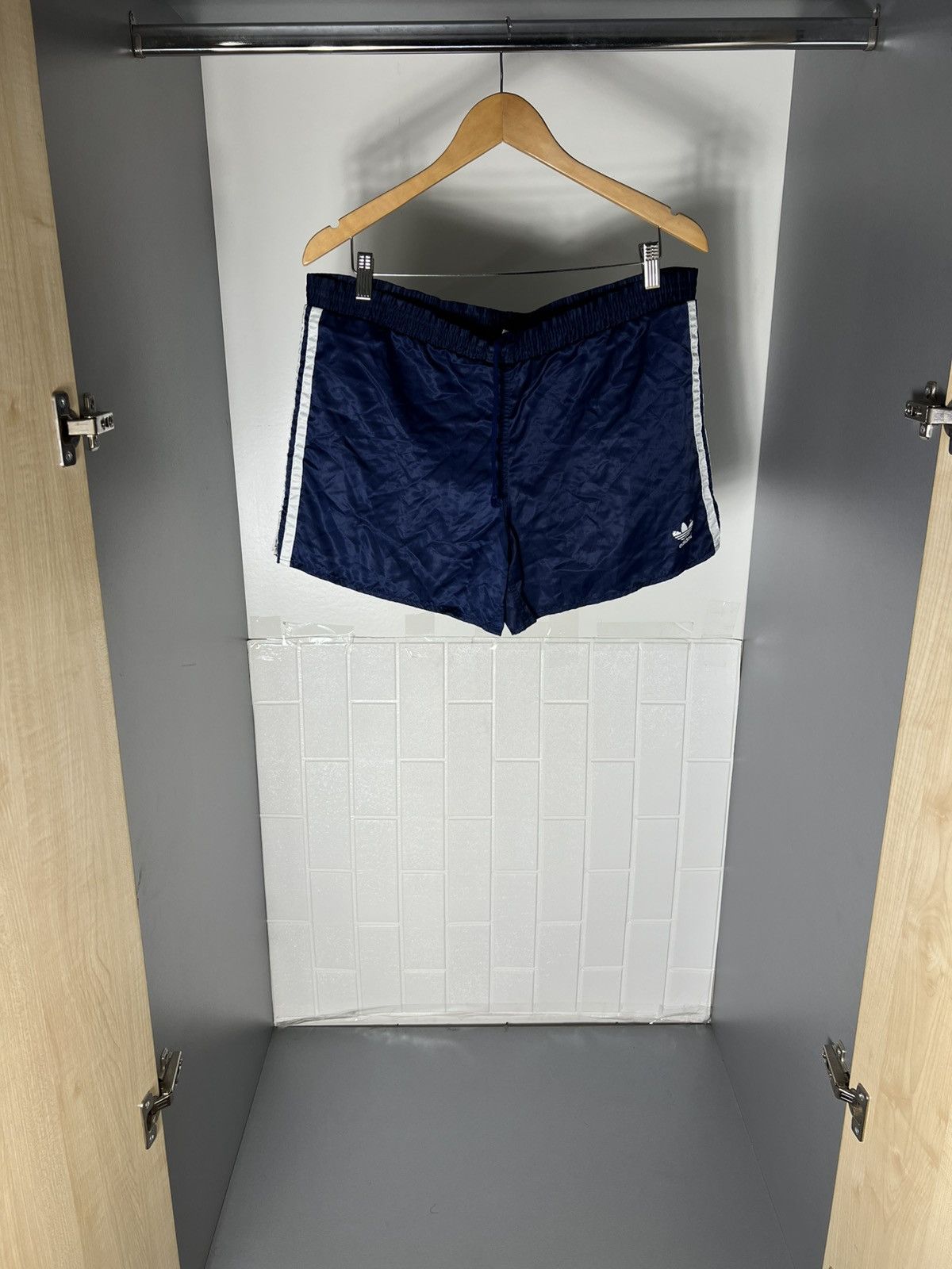 Adidas VINTAGE ADIDAS ORIGINAL EQUIPMENT RETRO SOCCER SHORTS 90s Size US S / EU 44-46 / 1 - 2 Thumbnail