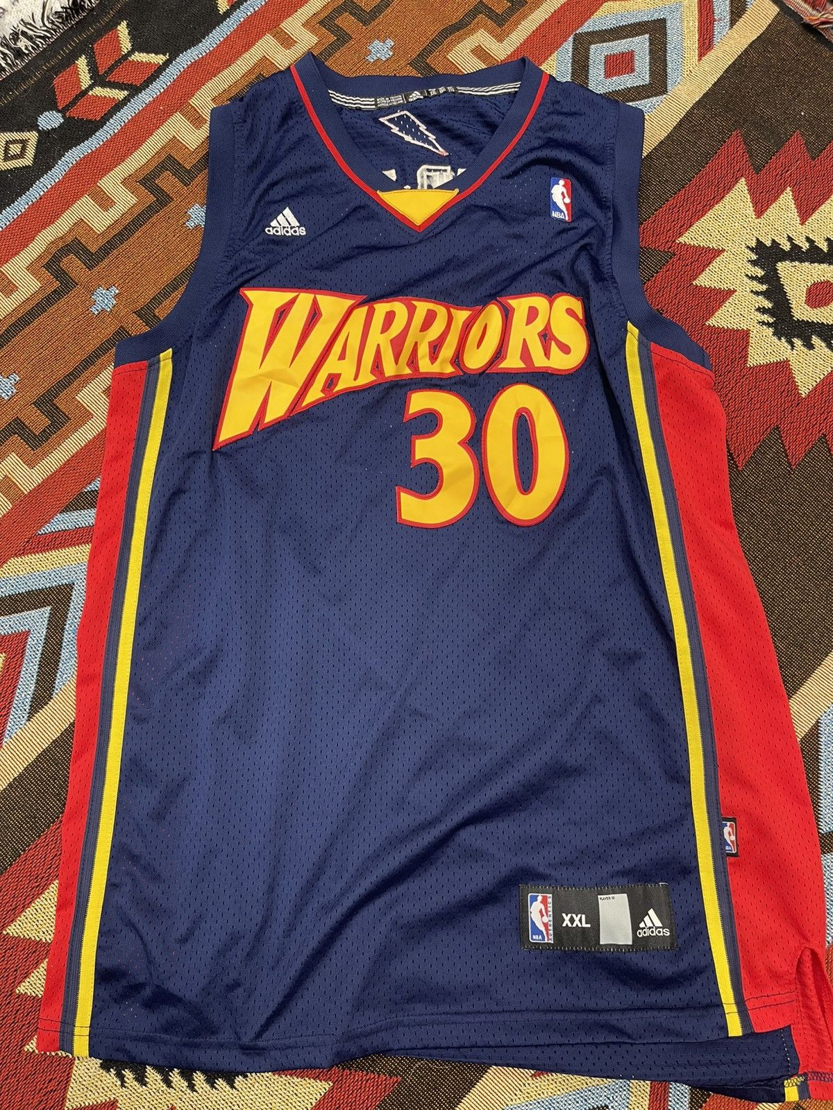 Adidas Golden State Warriors Stephen Curry store 30 Jersey Size Small +2 Length