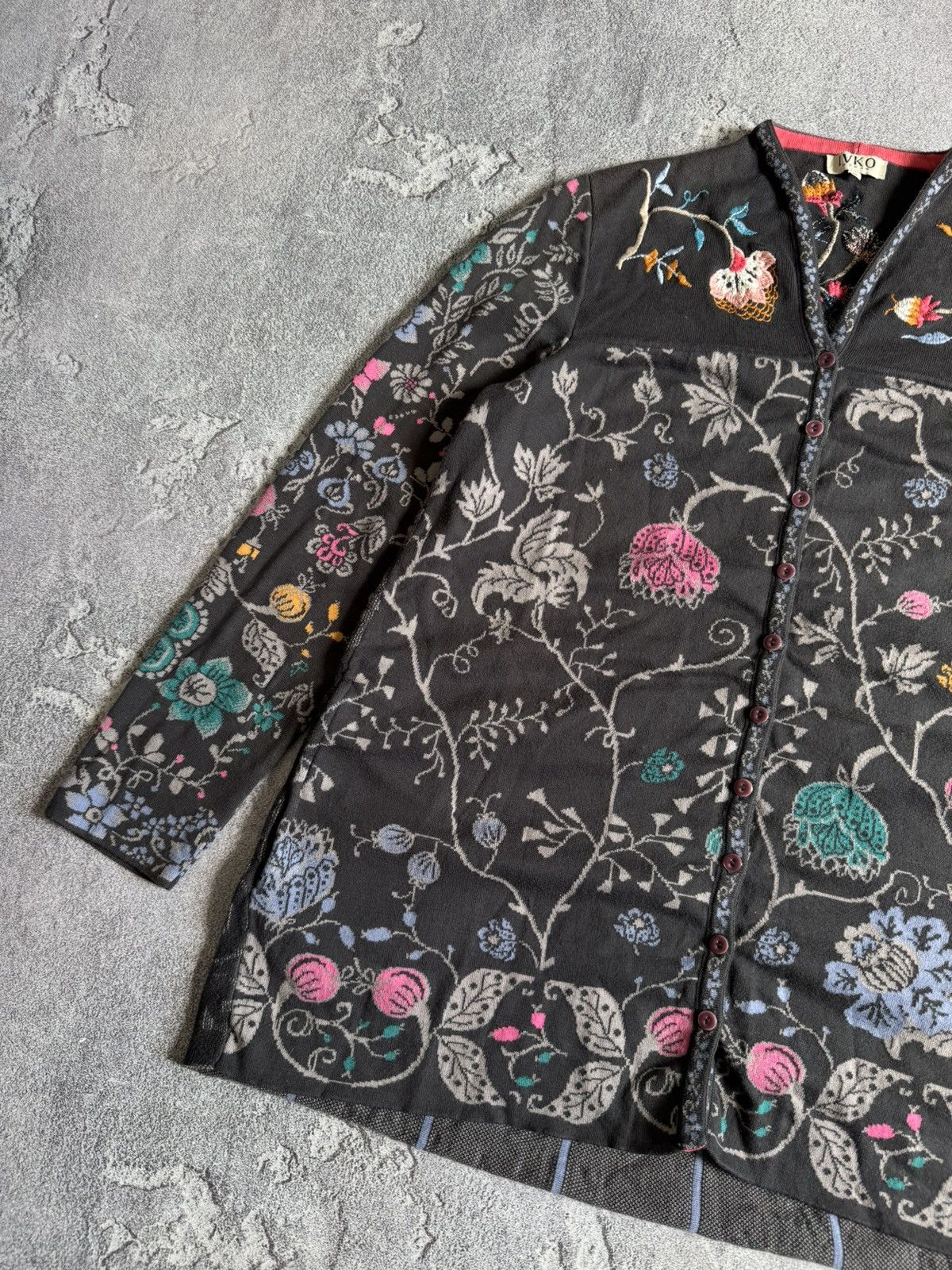 Dale Of Norway Ivko 40 all printed flowers 🌺 Cardigan sweater knit button Size S / US 4 / IT 40 - 8 Thumbnail