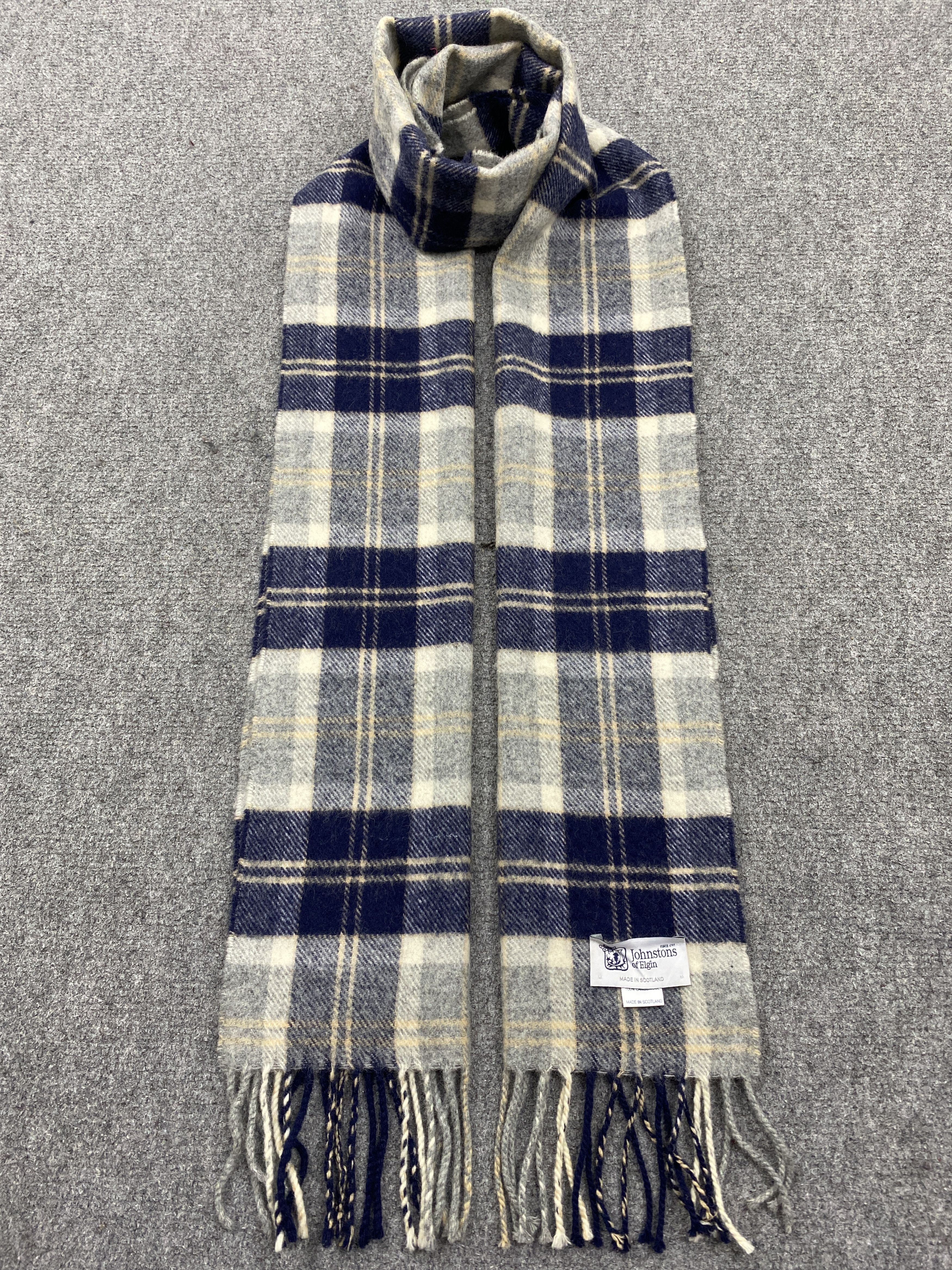 Johnstons Of Elgin Johnstons Of Elgin Scarf / Muffler / Neckwear - SC0156 Size ONE SIZE - 2 Thumbnail