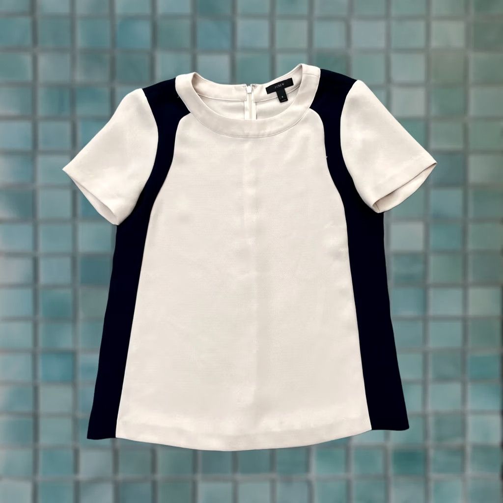 J.Crew J Crew Womens Top Beige Blouse Round Neck Colorblock Size 6 Crepe Back Zip Size M / US 6-8 / IT 42-44 - 1 Thumbnail