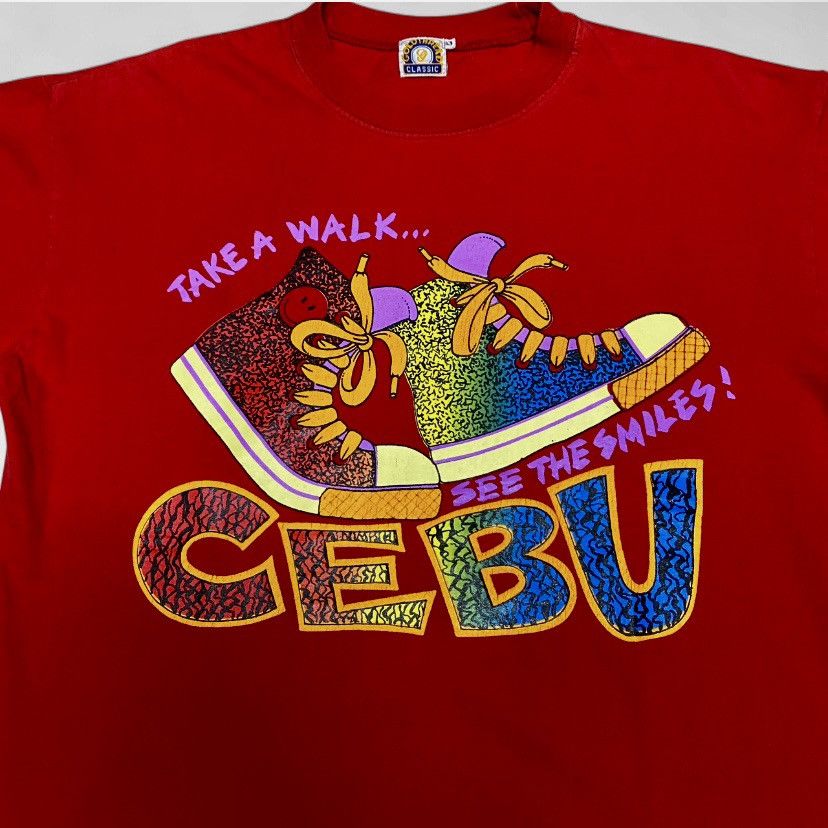 Vintage Vintage take a walk see the smiles Cebu red graphic T-shirt Size US M / EU 48-50 / 2 - 2 Thumbnail