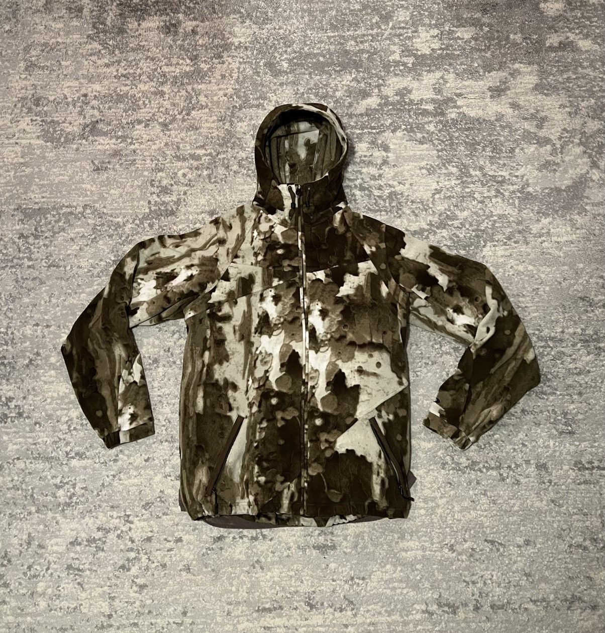 Vintage oakley camo zip up