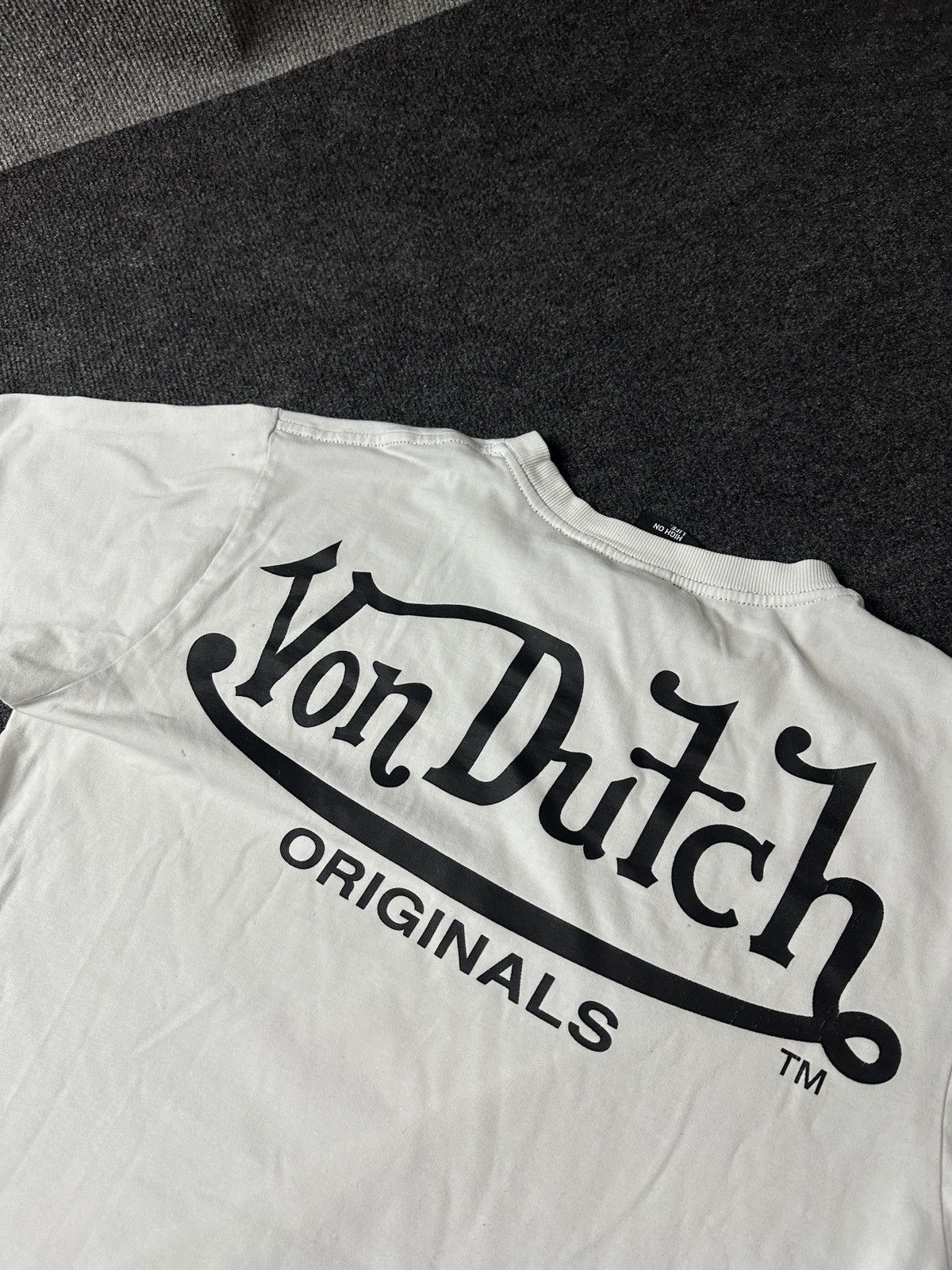 Von Dutch 🚨Y2K VON DUTCH BIG LOGO SUNFADED Y2K distressed style tee Size US S / EU 44-46 / 1 - 12 Thumbnail
