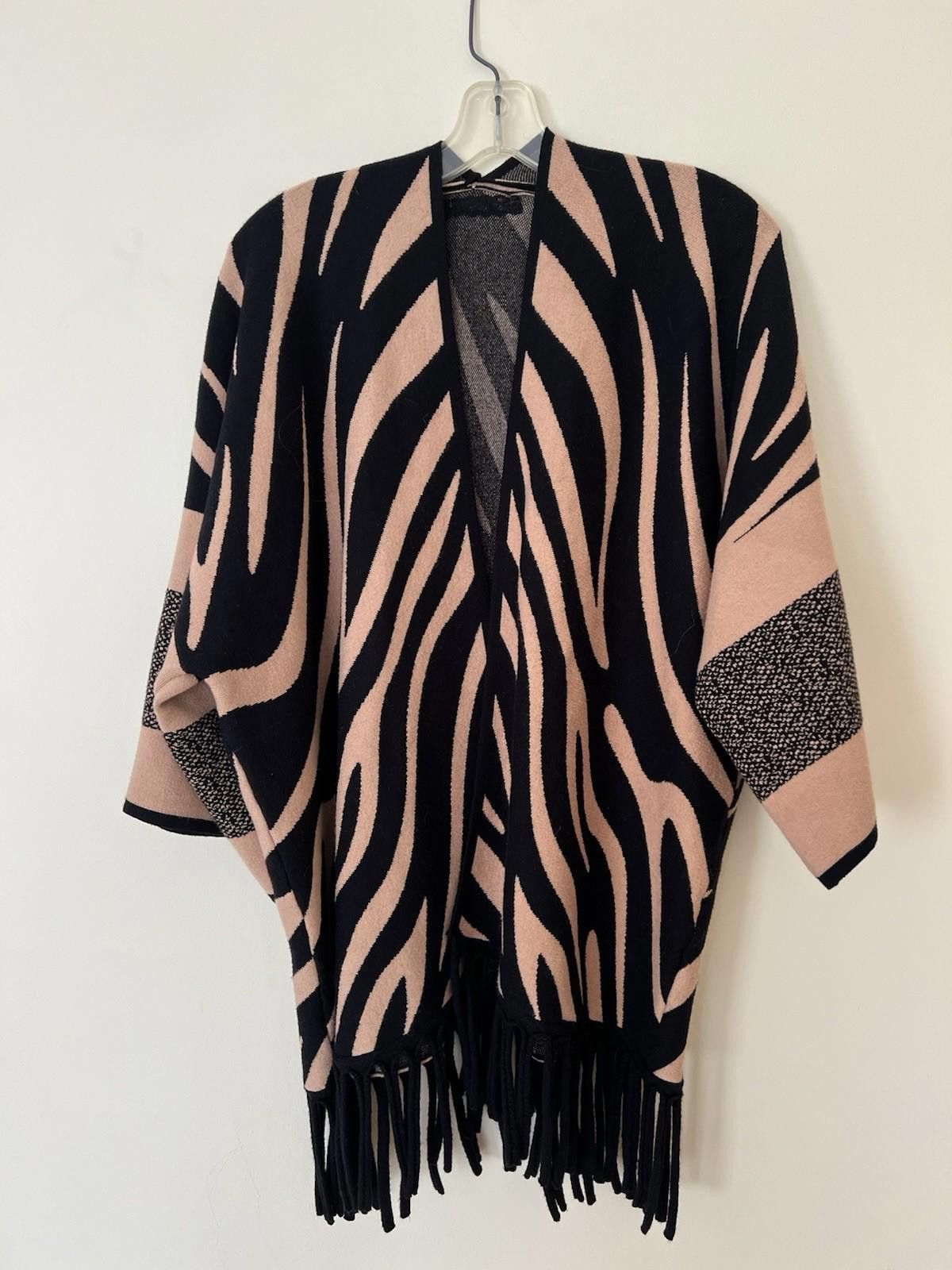 The Unbranded Brand Zebra Print Fringe Kimono Cardigan Open Front Italy Designed Size M / US 6-8 / IT 42-44 - 1 Thumbnail