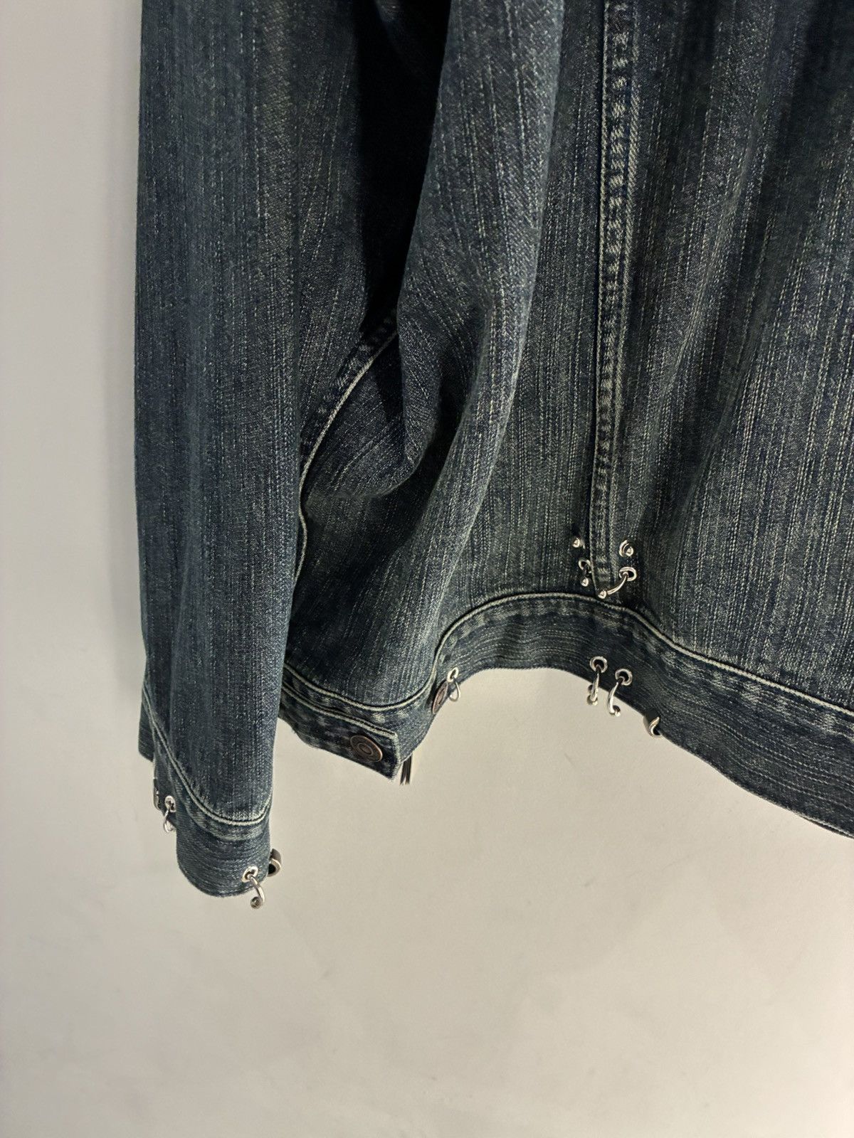 Balenciaga BALENCIAGA Piercing Denim Jacket Size US L / EU 52-54 / 3 - 6 Thumbnail
