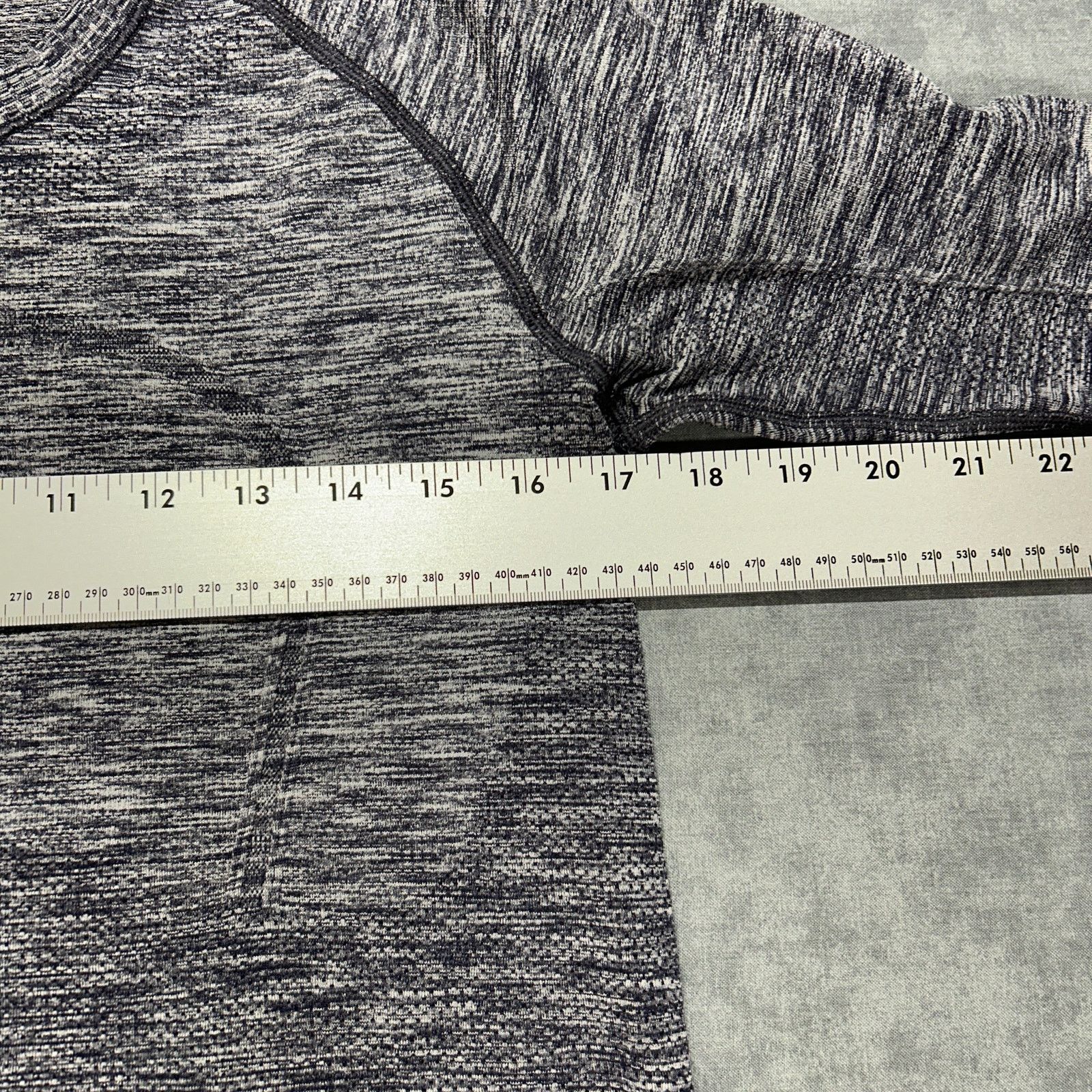 Lululemon Lululemon Swiftly Tech athletic workout long sleeve wms 10 Size L / US 10 / IT 46 - 5 Thumbnail