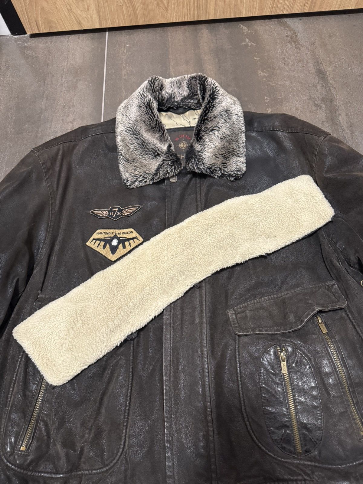 Other Ochnik Men's Pilot Leather Jacket 303 Squadron Size US XL / EU 56 / 4 - 10 Thumbnail