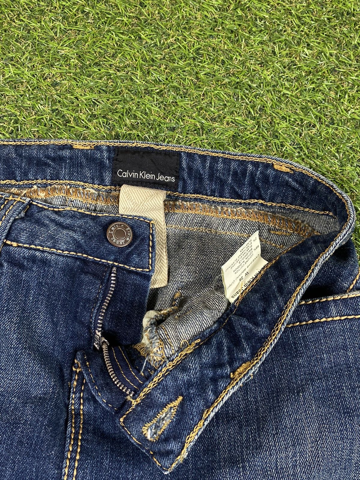 Calvin Klein Vintage Calvin Klein denim jeans skirt streetwear size 26 Size 26" / US 2 / IT 38 - 4 Thumbnail