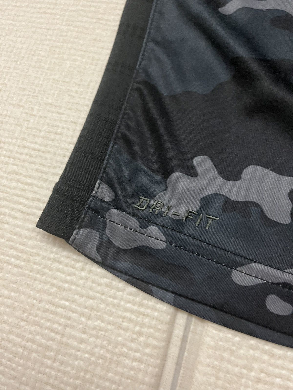 F.C.R.B Nike fcrb fc real bristol camo jersey supreme stussy nigo Size US XL / EU 56 / 4 - 6 Thumbnail