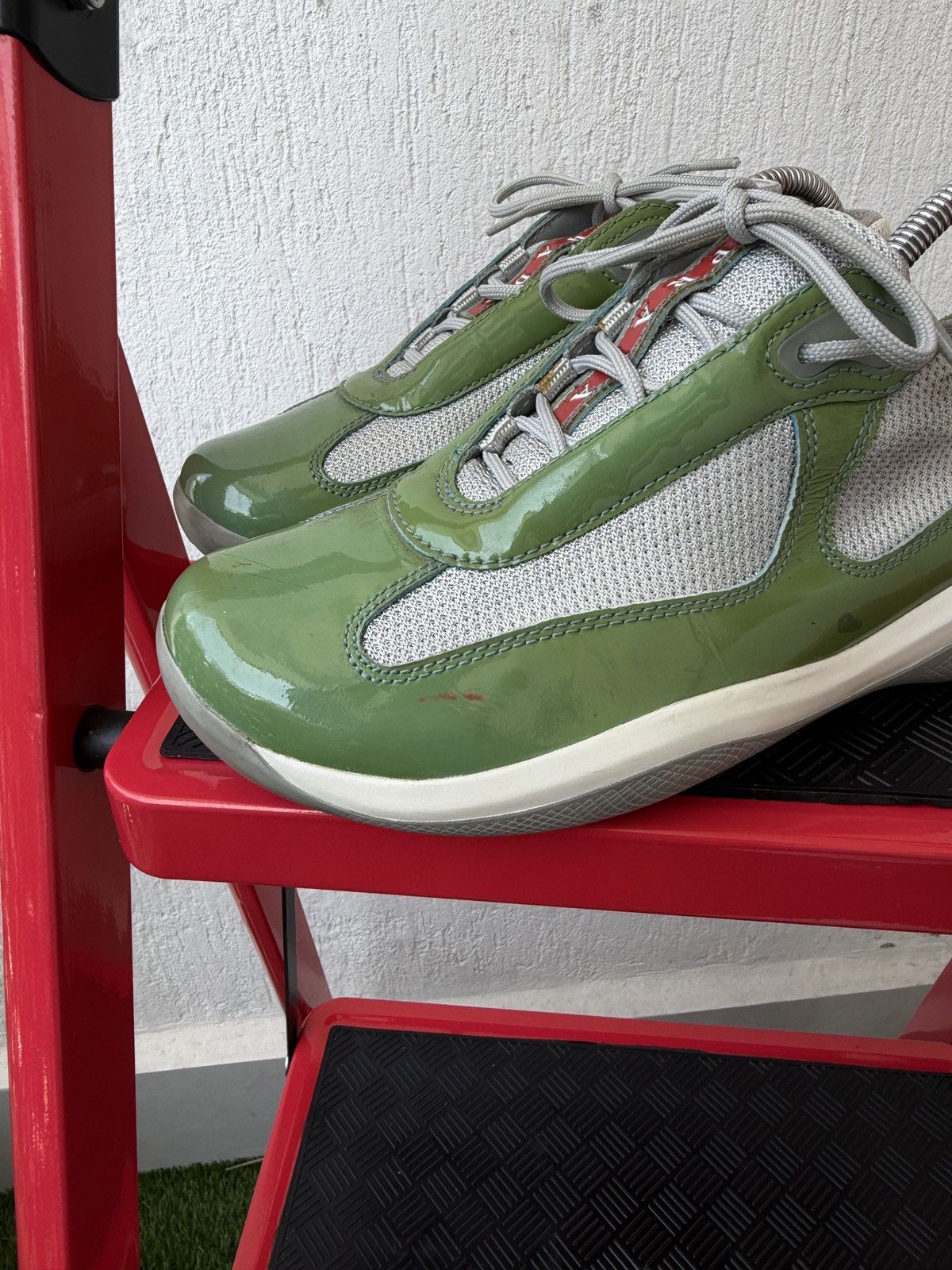 Prada America cup patent leather trainers Size US 8 / IT 38 - 2 Thumbnail