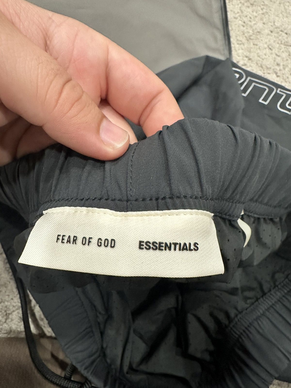 Essentials Tech Nylon Relaxed Track Pant Size US 34 / EU 50 - 6 Thumbnail