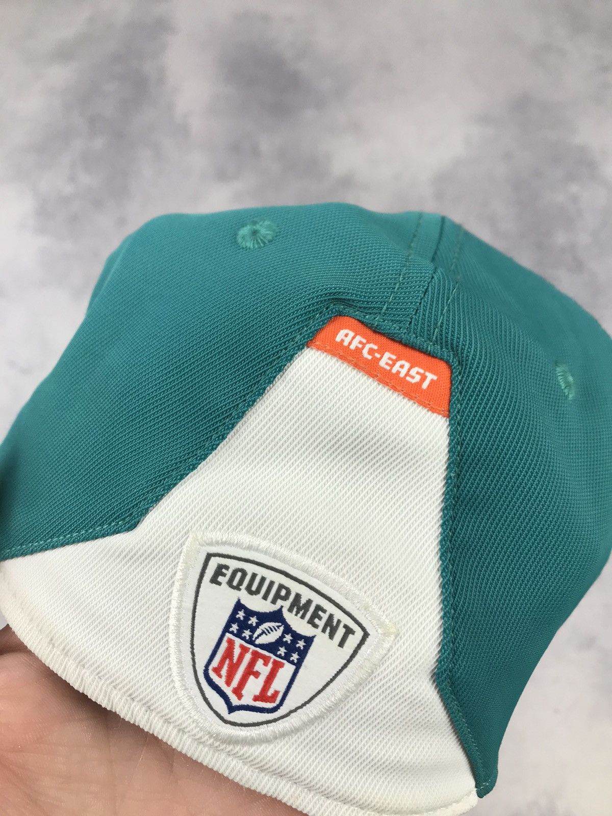 NFL × Reebok × Vintage Vintage Miami Dolphins Reebok Equipment NFL Cap Size ONE SIZE - 9 Thumbnail