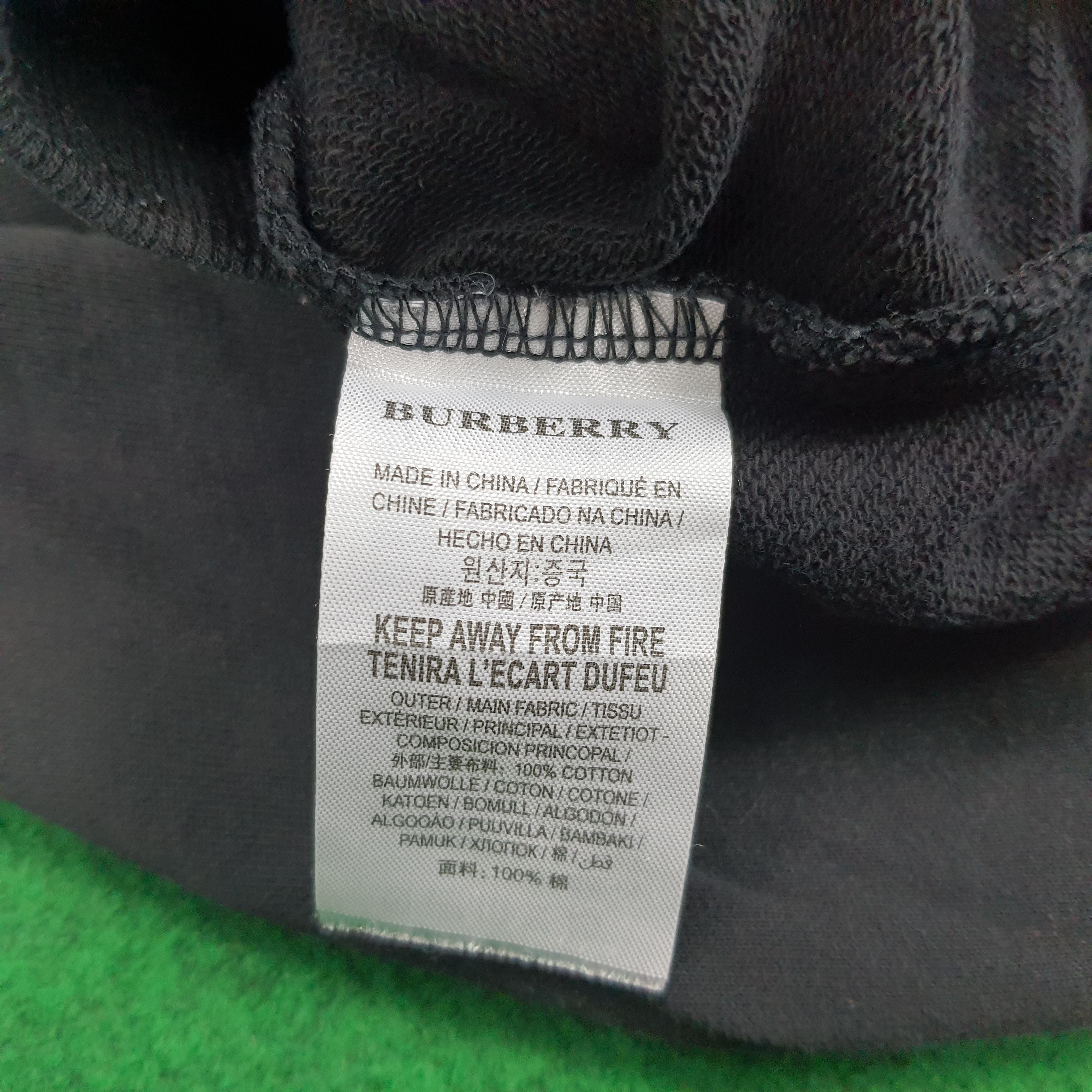 Burberry × Vintage Vintage Burberry London Paris NewYork Embroidery Sweatshirt Size US S / EU 44-46 / 1 - 5 Thumbnail