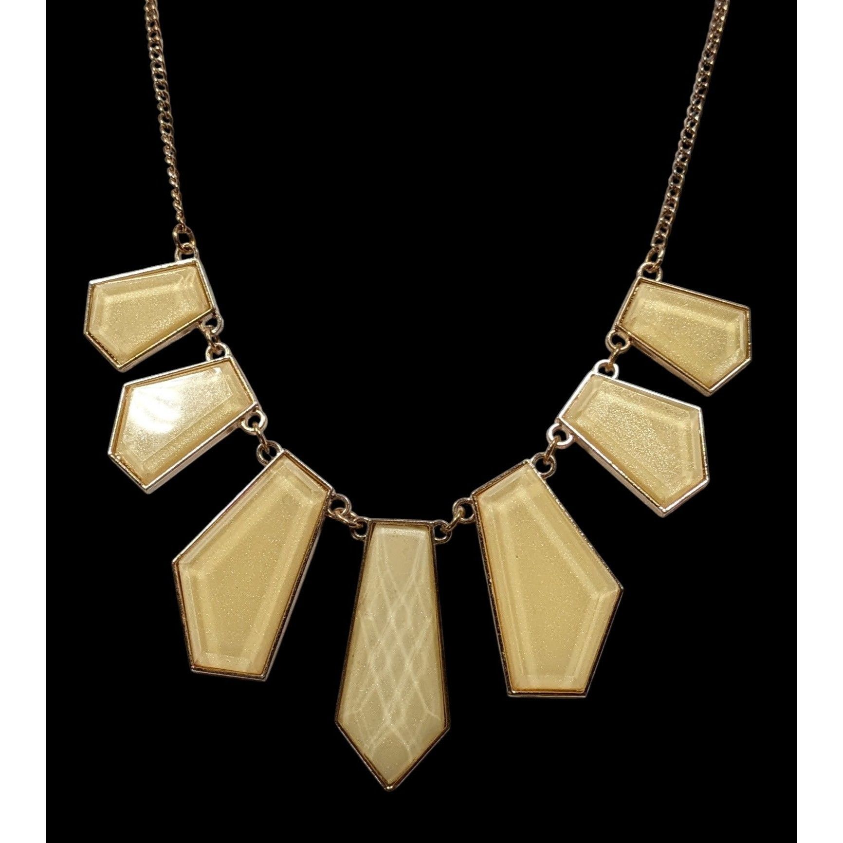 Other Geometric Shimmer Cream Faceted Graduated Bib Necklace Size ONE SIZE - 2 Thumbnail