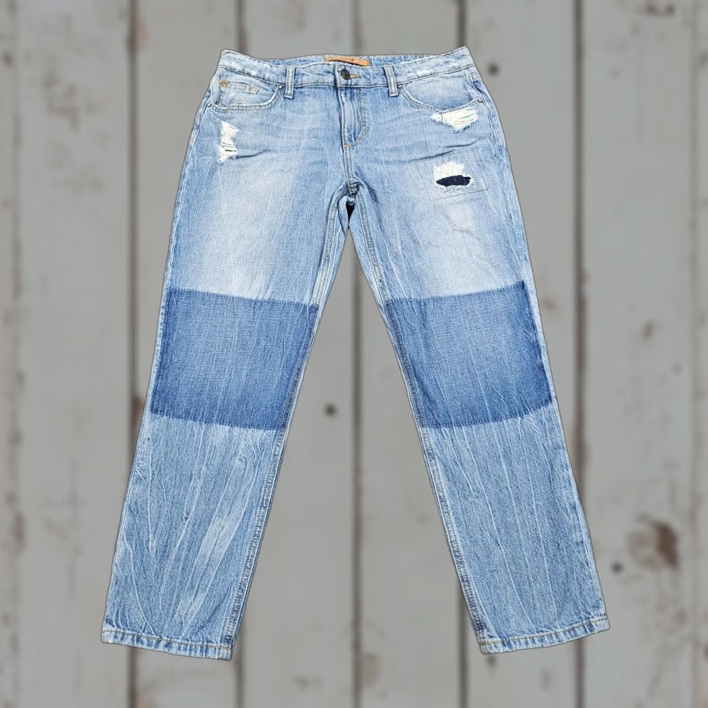 Vintage Joe's Jeans Jeans Women 28 Boyfriend Crop Light Wash Distressed Ex Lover 30x26 Blue Cotton Denim Regular Inseam 26 in Womens Size 28" / US 6 / IT 42 - 1 Thumbnail