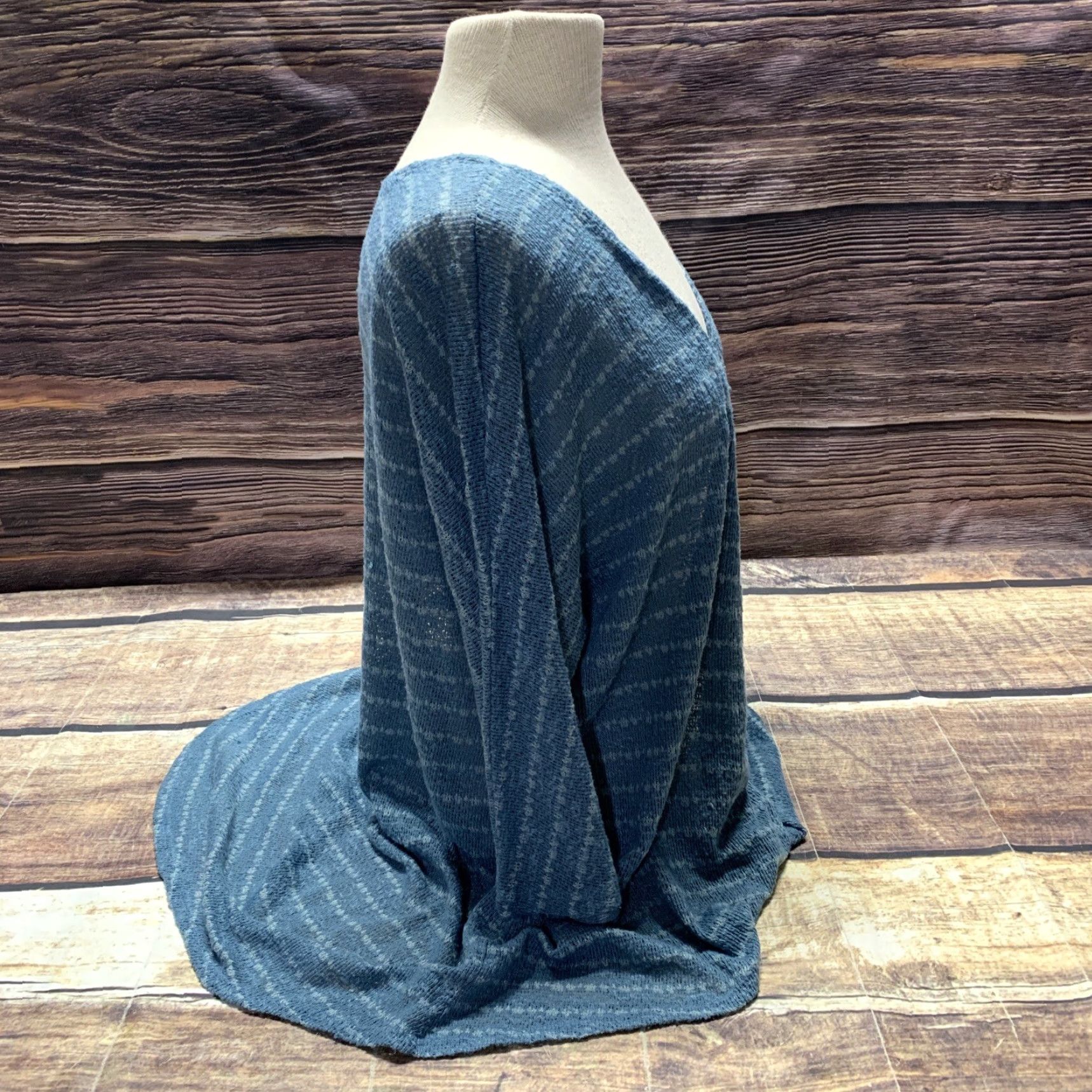Vintage LULAROE Cardigan Teal Open Shrug 3/4 Sleeve Sweater Women Size S Size S / US 4 / IT 40 - 7 Thumbnail