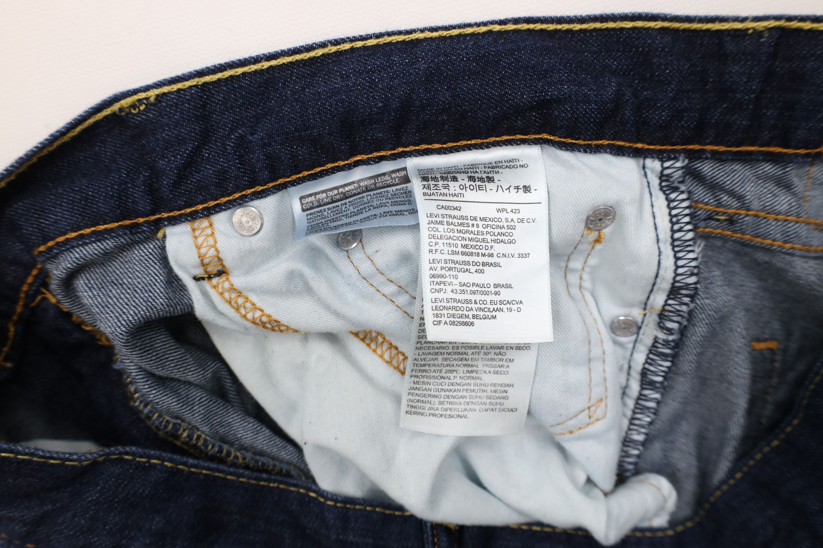 Levi's Vintage Y2K Levis 514 Straight Leg Denim Jeans Blue Cotton Size US 36 / EU 52 - 8 Thumbnail