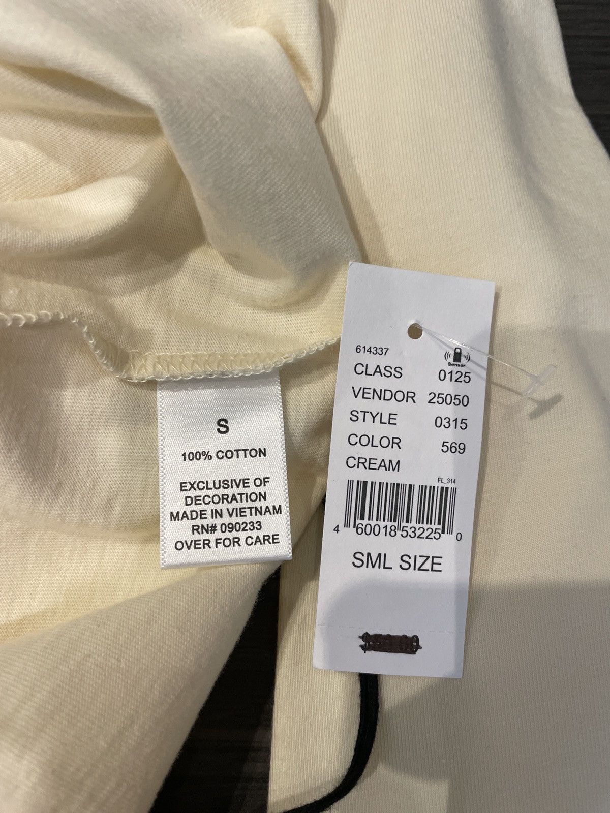 Essentials Fear of God Essentials Back Logo Long Sleeve Cream Small Size US S / EU 44-46 / 1 - 4 Thumbnail