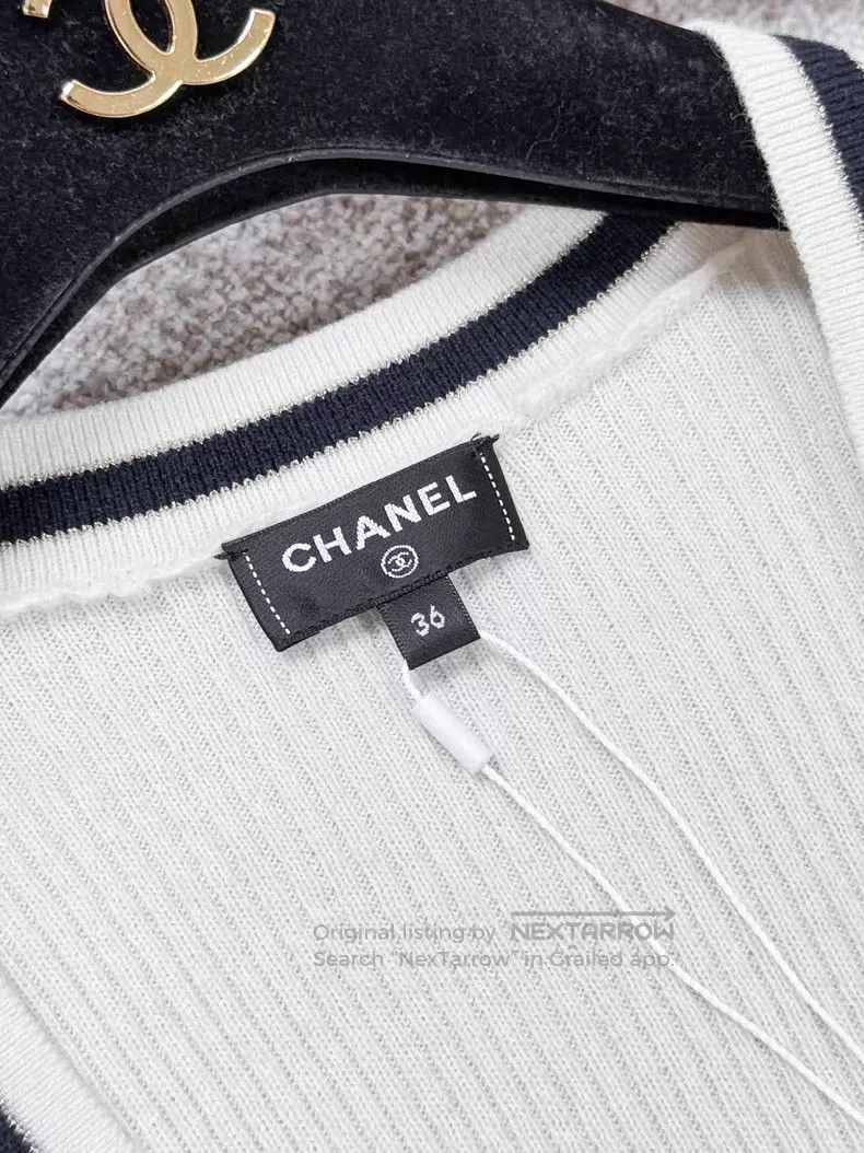 Chanel Chanel Black and gold striped double C long-sleeved knitte Size XS / US 0-2 / IT 36-38 - 5 Thumbnail
