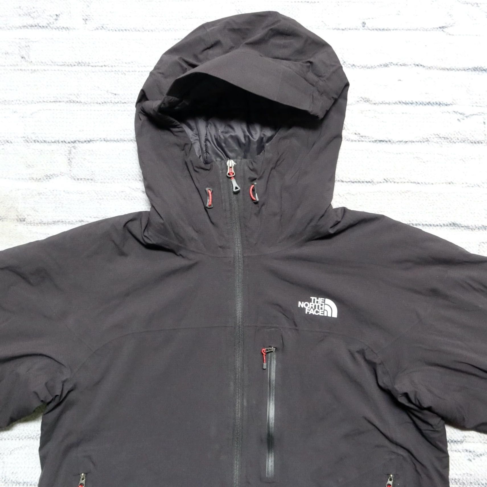 The North Face VINTAGE The North Face Summit Series Insulated Jacket Mens M Black Shirt Size US M / EU 48-50 / 2 - 4 Thumbnail