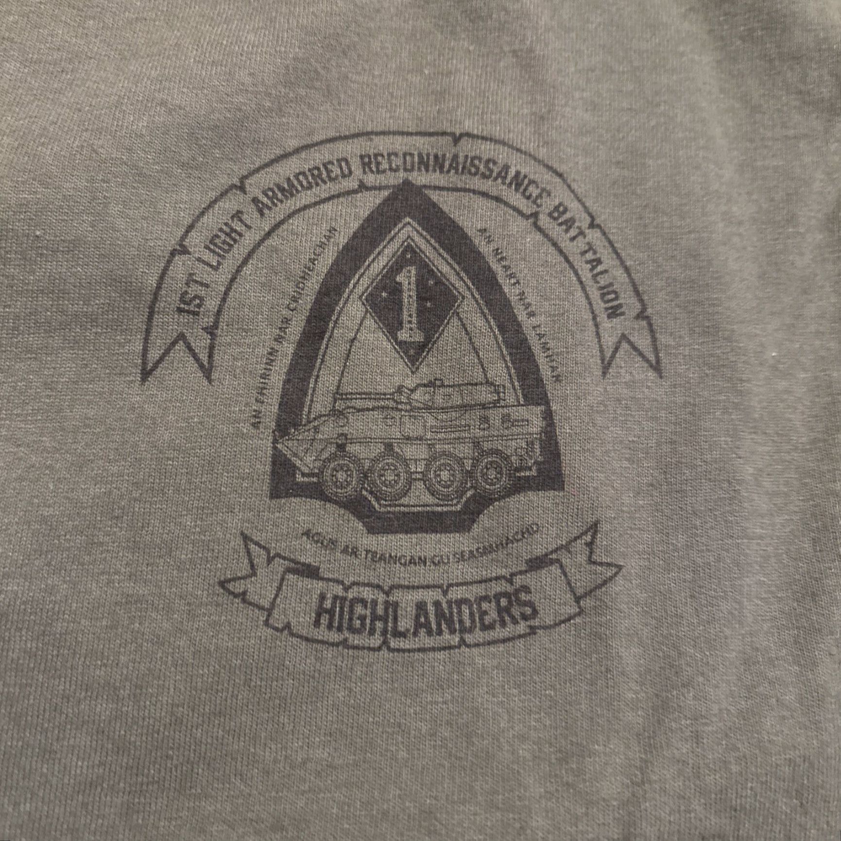 Port & Company VTG Highlanders T Shirt Green 1st Light Armored Reconnaissance Sz S Short Sleeve Port & Company Military Men Regular Size S Size US S / EU 44-46 / 1 - 2 Thumbnail