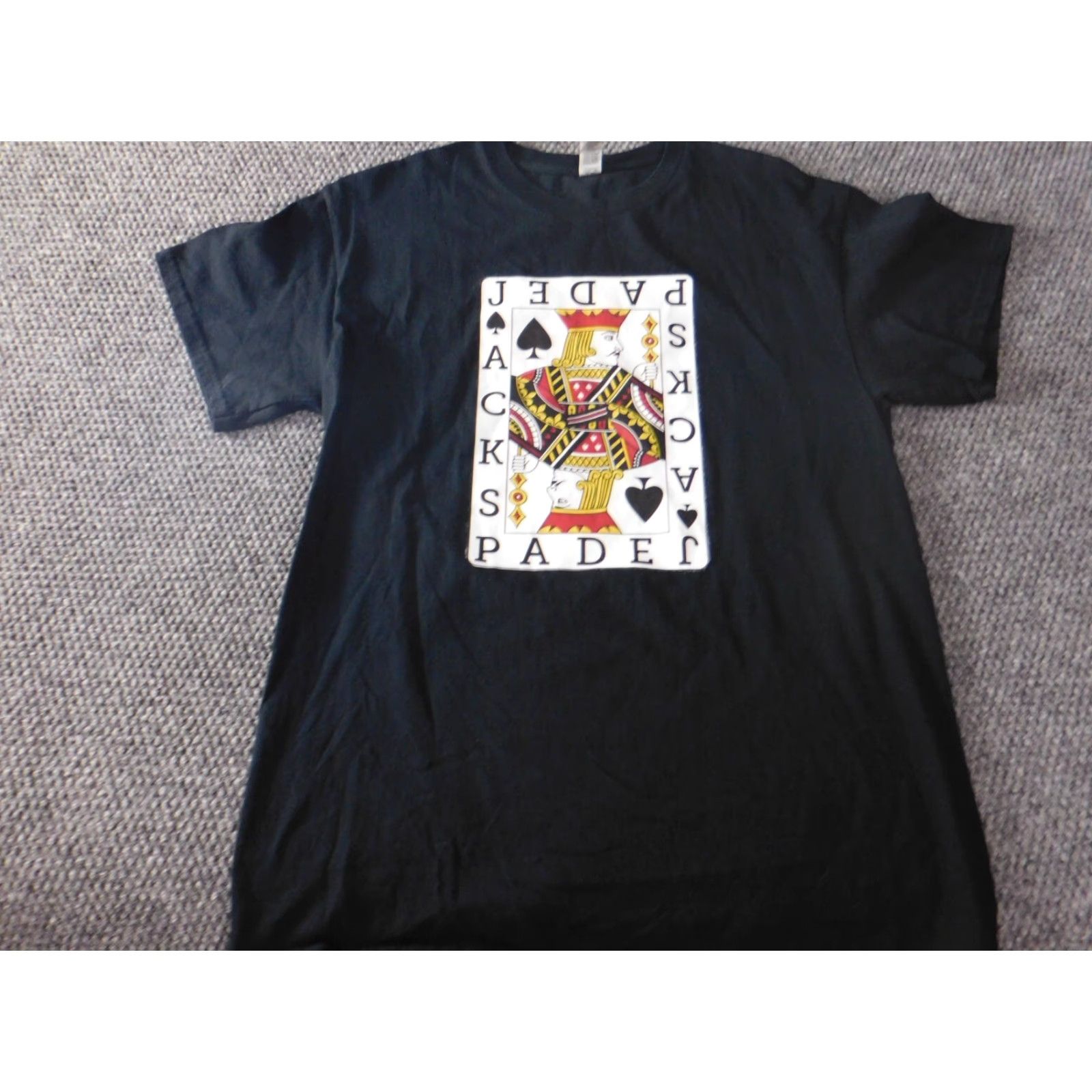 Gildan Gildan Mens T-Shirt Shirt Short Sleeve Black Cotton V-Neck M Card Deck Jack of Spades Vintage: No (Regular) Size US M / EU 48-50 / 2 - 3 Thumbnail