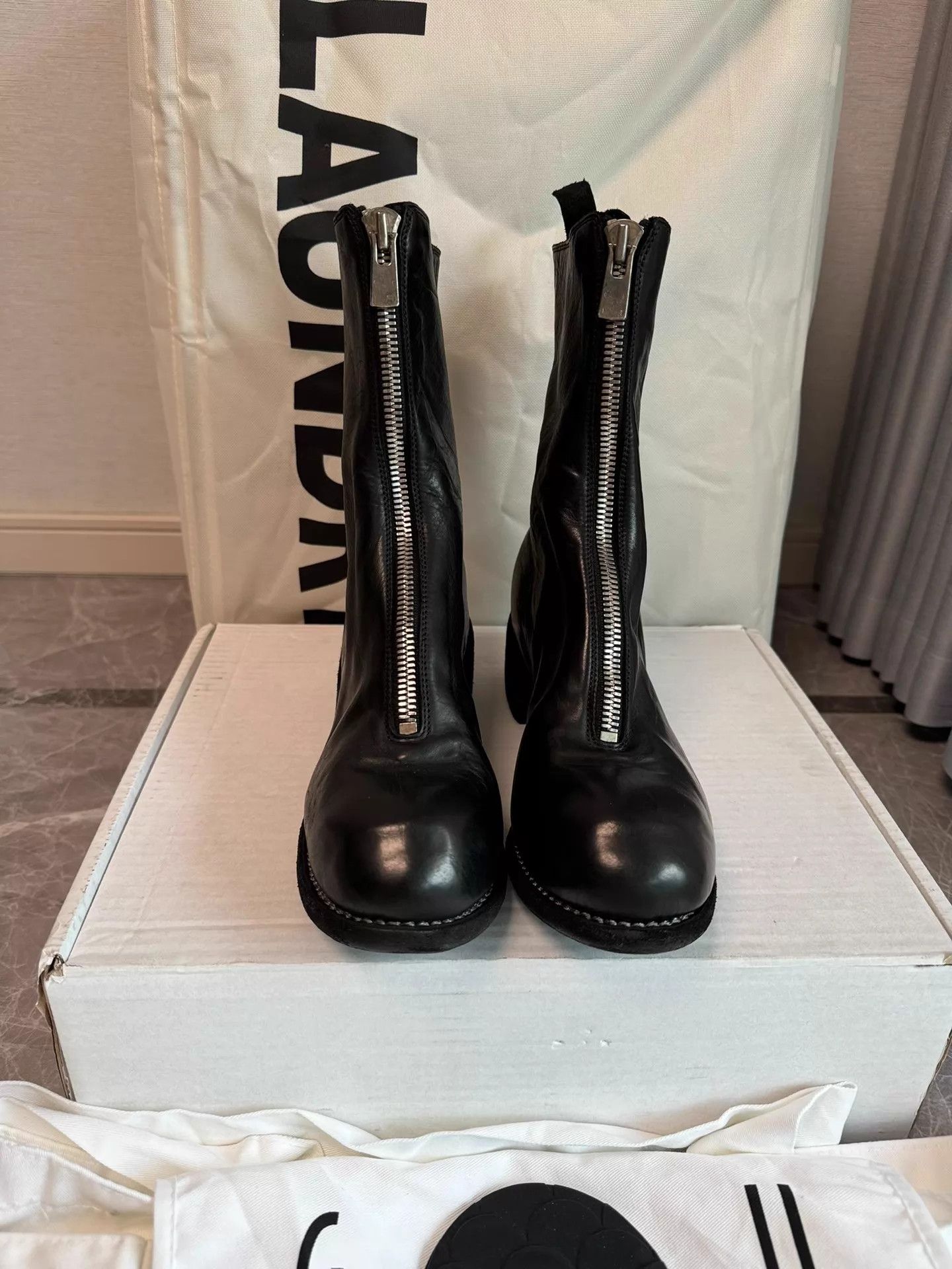 Guidi Guidi PL2 Black 37 Horse Leather Size US 6.5 / IT 36.5 - 2 Thumbnail