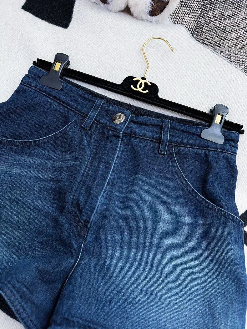 Chanel Chanel Dark Blue Denim Shorts Size 35" - 3 Thumbnail