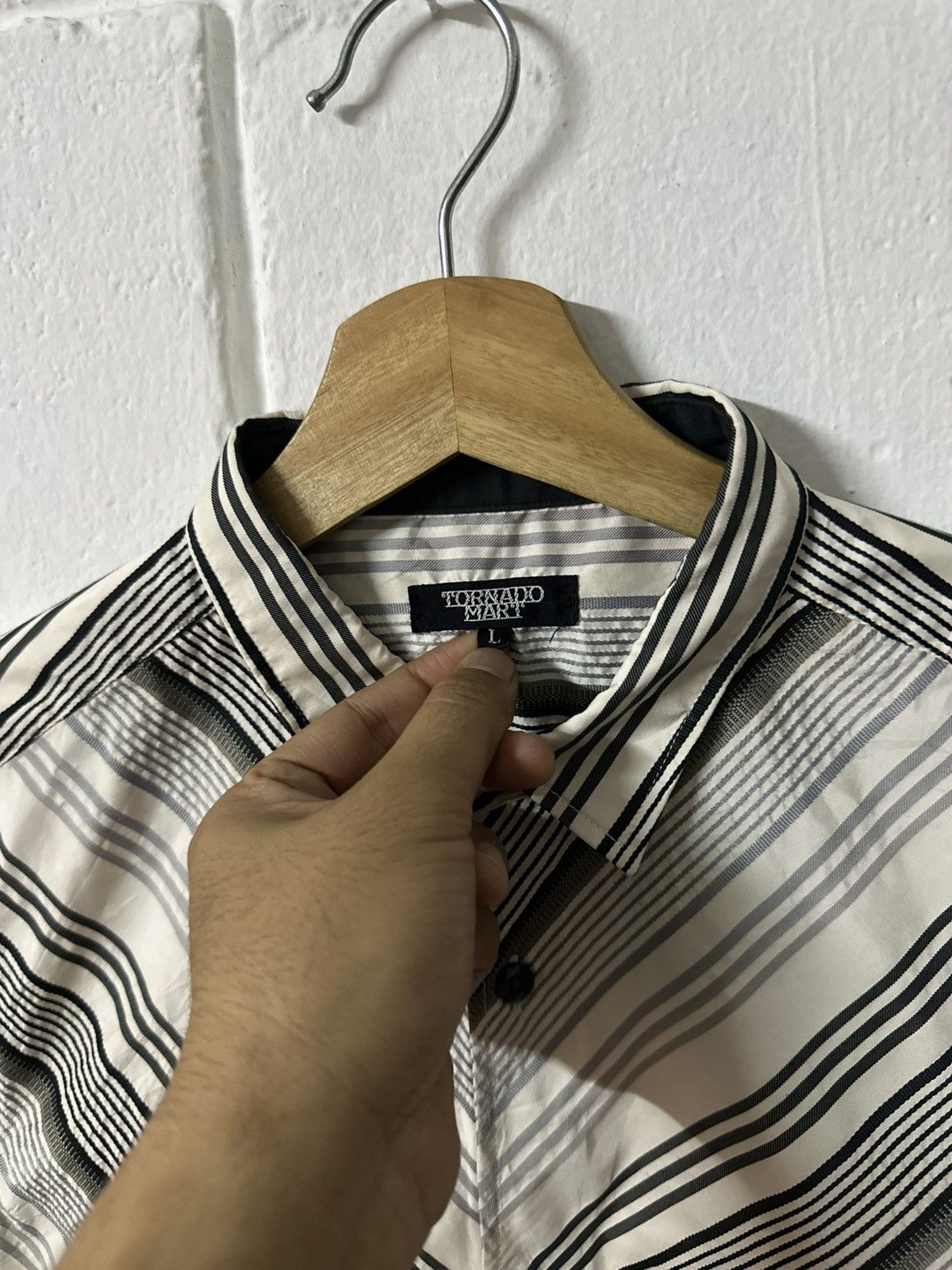 Tornado Mart 2000 - Tornado Mart Diagonal Lines L/S Shirt Size US L / EU 52-54 / 3 - 5 Thumbnail