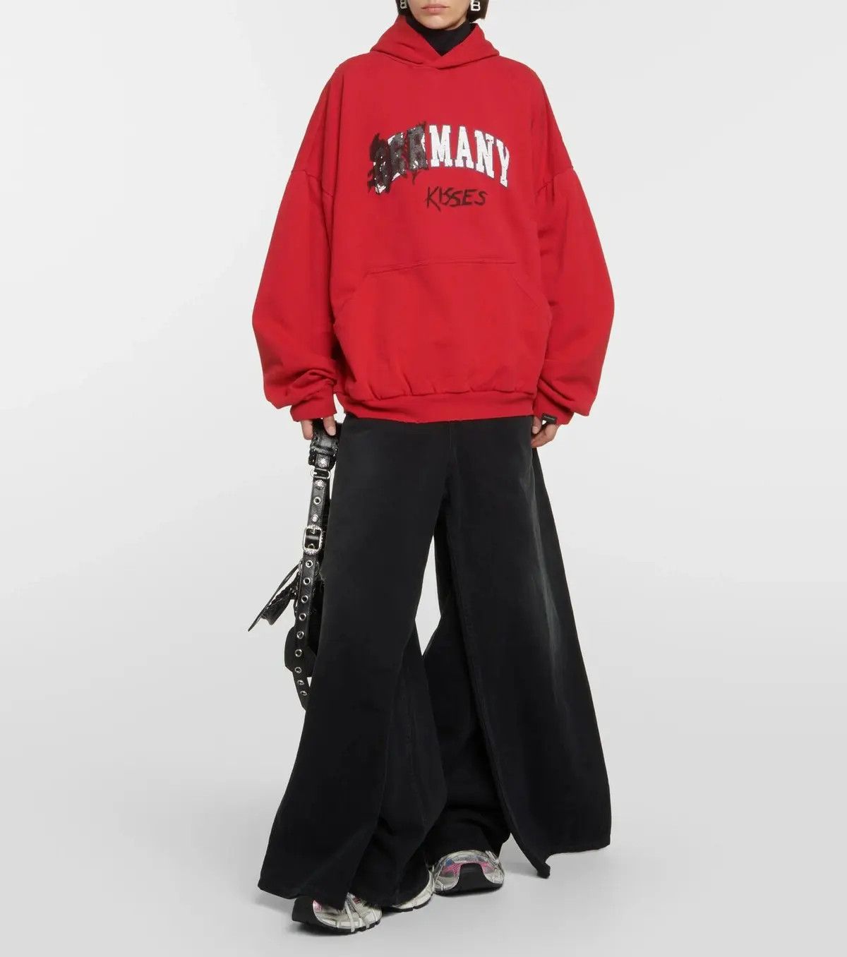Balenciaga o1srvl11e1224 Many Kisses Round Hoodie Oversized in Red Size S / US 4 / IT 40 - 2 Thumbnail