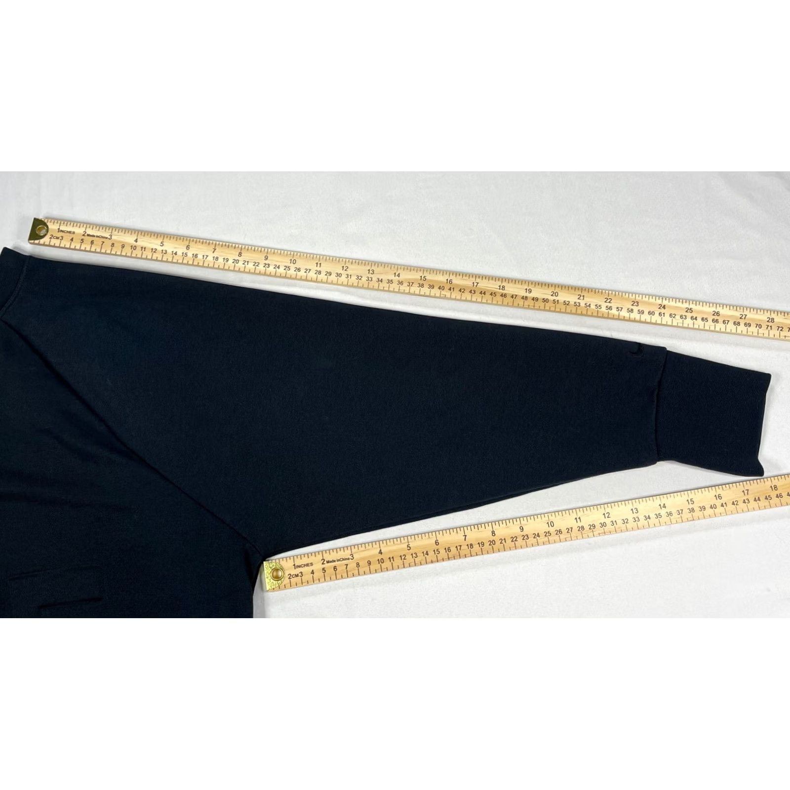 Nike VINTAGE Nike Women’s Sweatshirt 1X Dri-Fit Versa Black Cropped AO2279-010 Size XL / US 12-14 / IT 48-50 - 3 Thumbnail