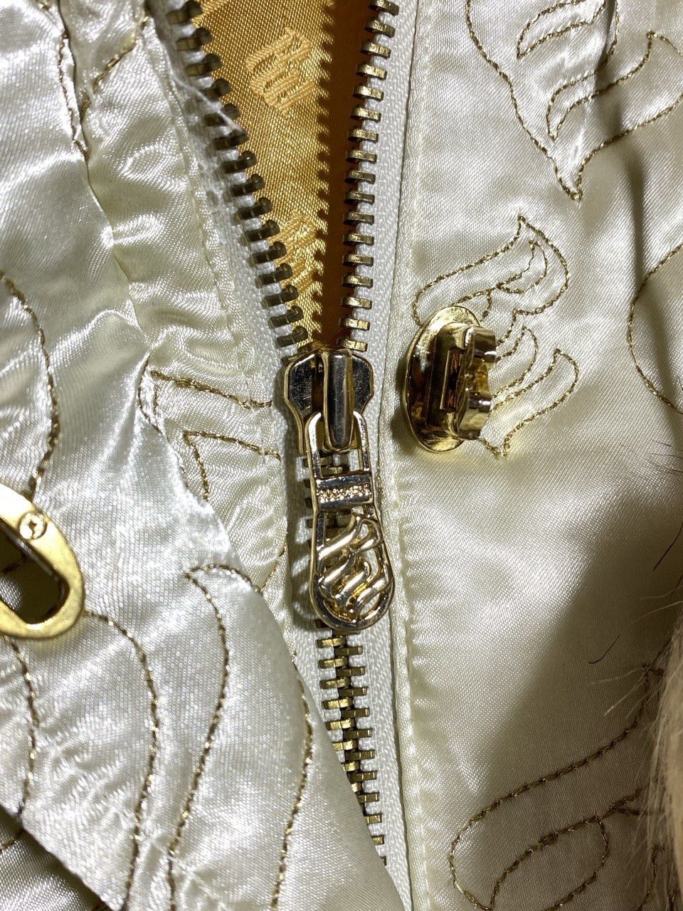 Rocawear Vintage Y2K Rocawear Jacket Embroidered Cream Down Faux Fur Size L / US 10 / IT 46 - 9 Thumbnail