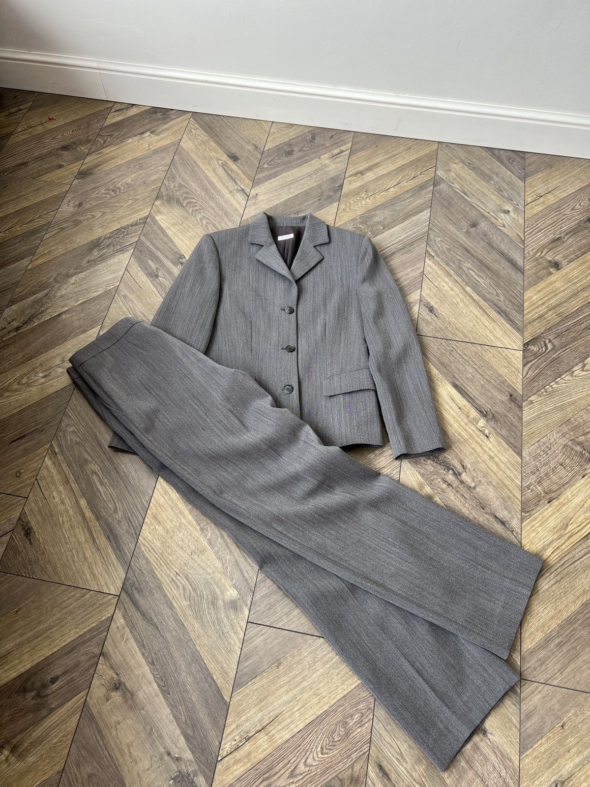 MAX&Co. Vintage Max&Co Womens Gray Wool Blend Suit Size M / US 6-8 / IT 42-44 - 1 Thumbnail