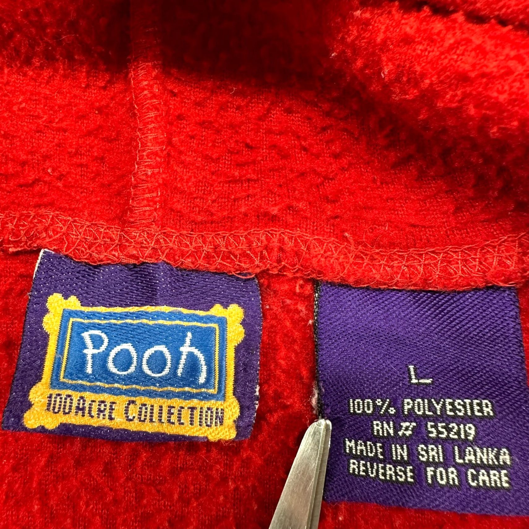 Vintage VINTAGE Winnie The Pooh Hoodie Womens L Red Pullover Fleece Tigger Polyester 90s Size L / US 10 / IT 46 - 4 Thumbnail