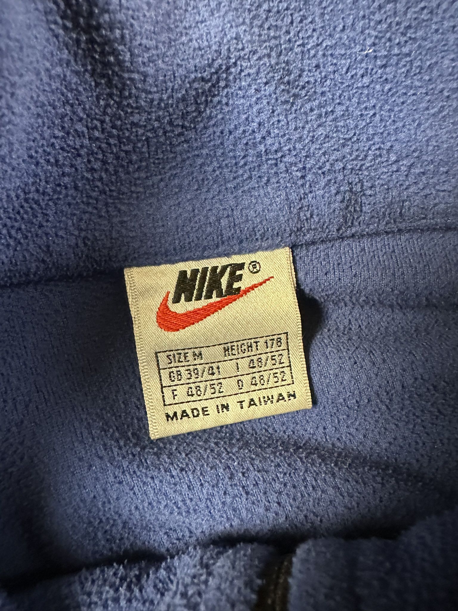 Nike 90s Vintage Nike Therma Fit Fleece Halfzip Boxy Sweatshirt Size US L / EU 52-54 / 3 - 15 Thumbnail