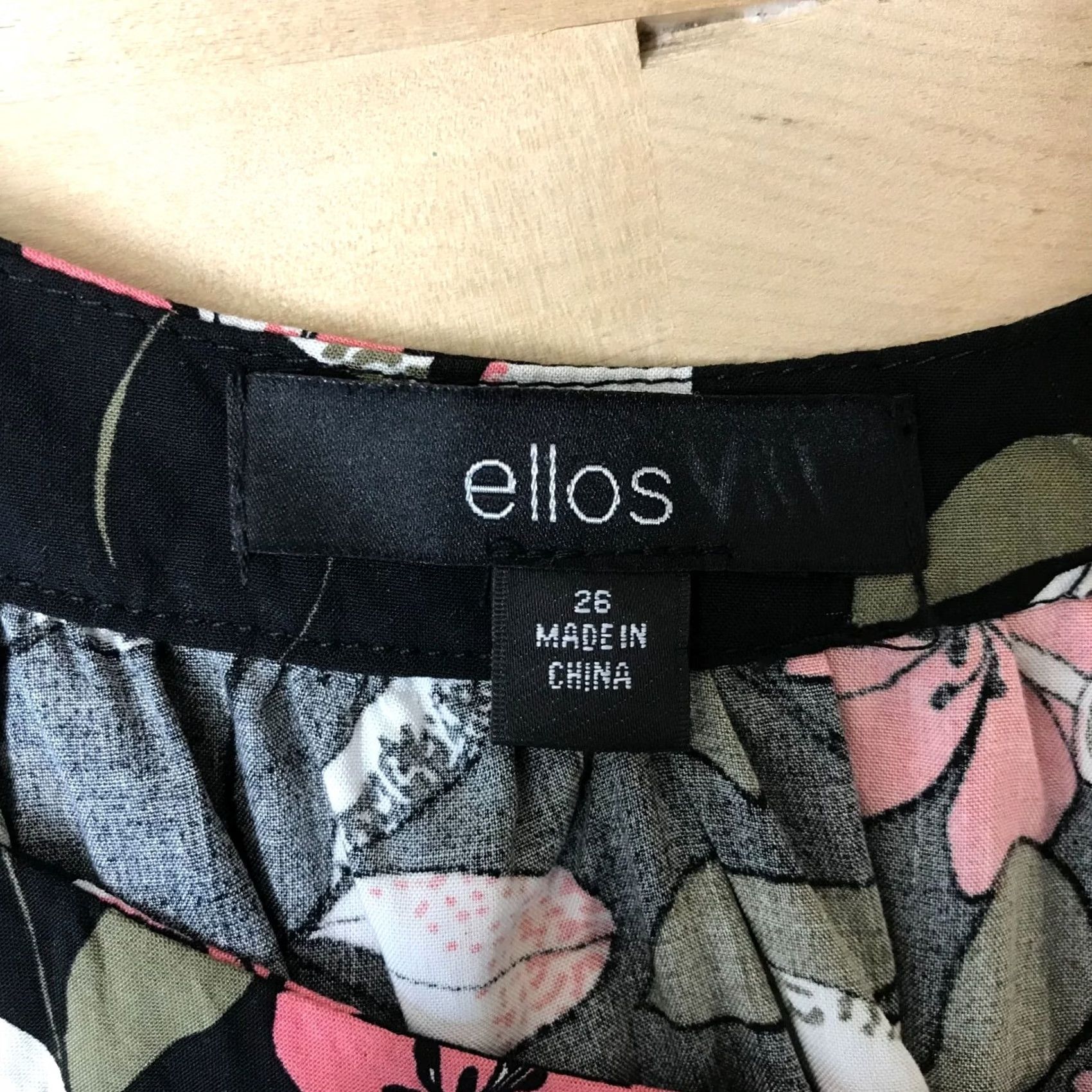 Vintage Ellos Womens 26 Black Floral 3/4 SLEEvE ROUND NECK Rayon Dress Size 4XL / US 24-26 - 7 Thumbnail