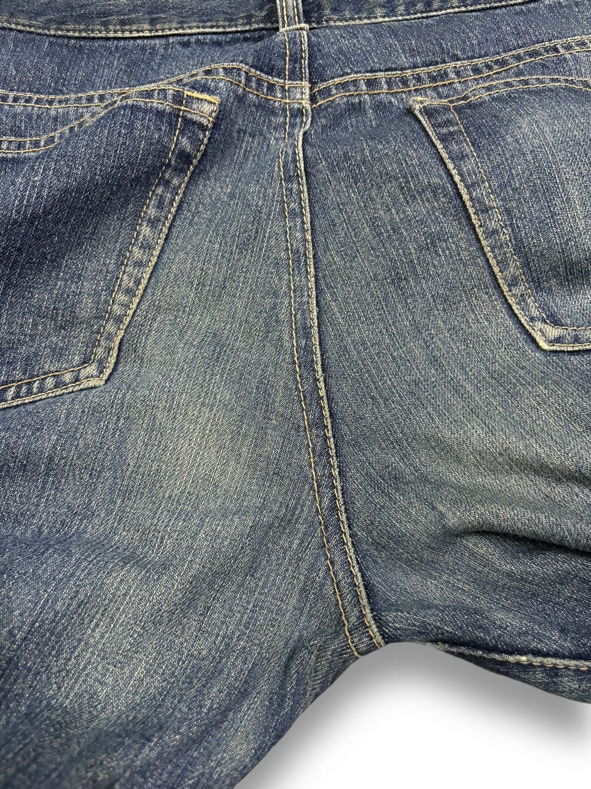 Japanese Brand Vintage Japanese Brand Blue Washed Loose Fit Ripped Jeans Size US 34 / EU 50 - 13 Thumbnail