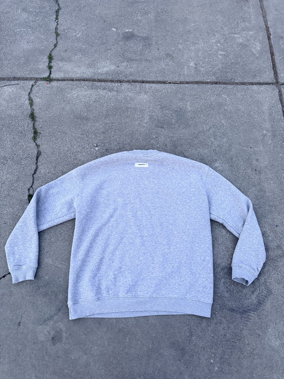 Other Michigan Chemistry grey crewneck sweatshirt Men’s Large. Size US L / EU 52-54 / 3 - 2 Thumbnail