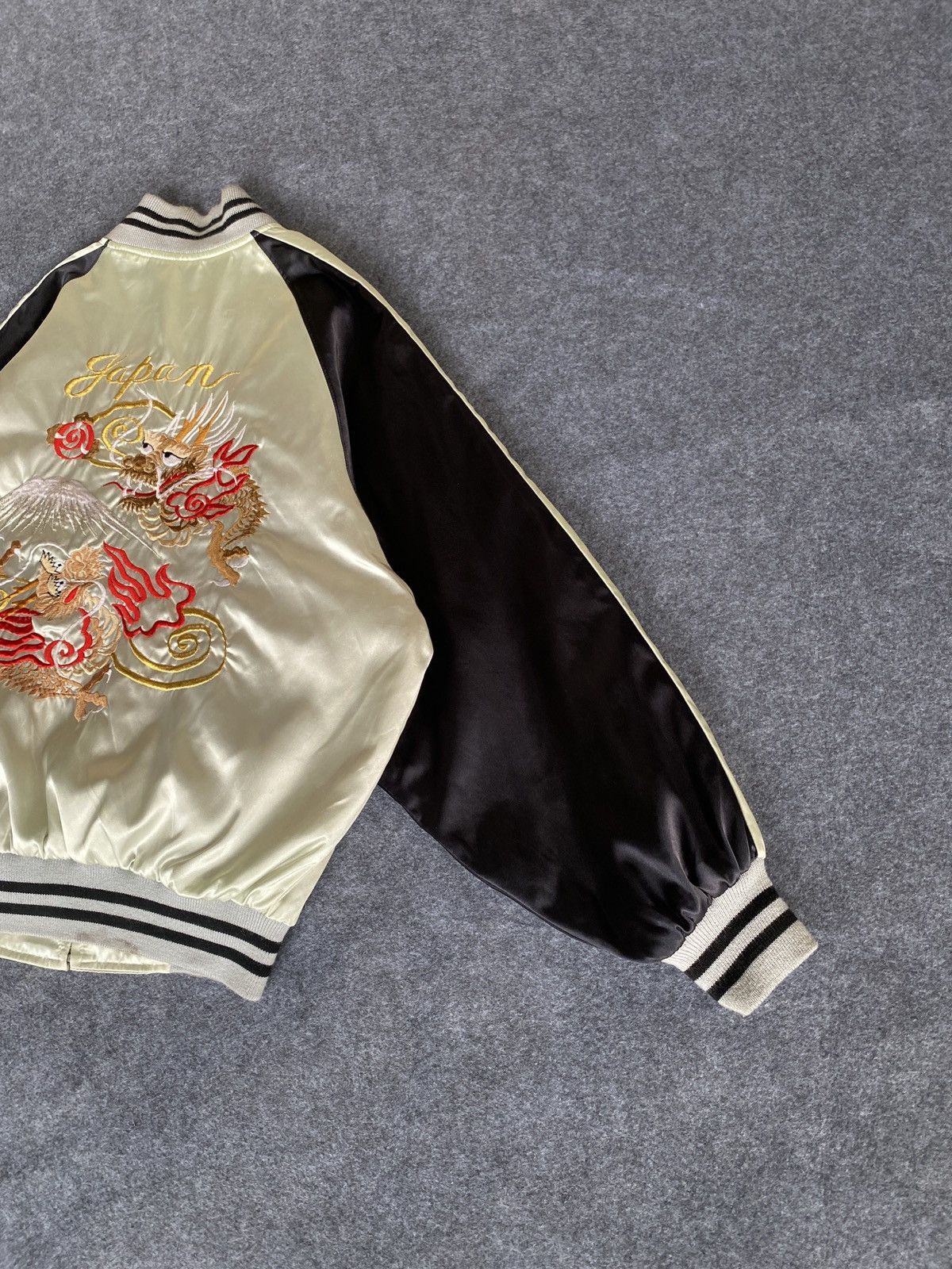Japanese Brand Vintage sukajan souvenir dragon jacket Size US L / EU 52-54 / 3 - 17 Thumbnail