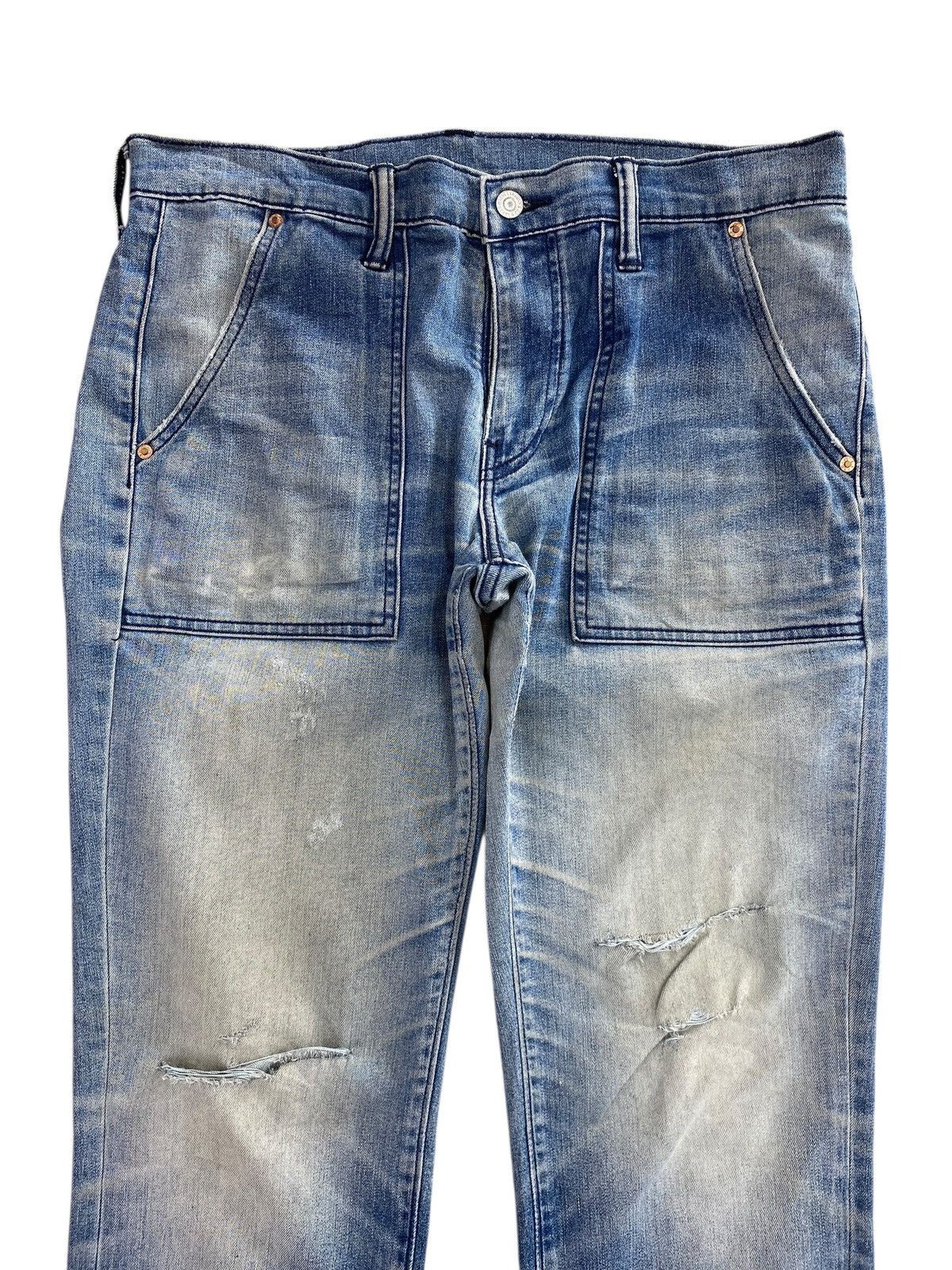 Levi's Levi’s Faded Blue Wash Style Ripped Jeans Size US 34 / EU 50 - 2 Thumbnail