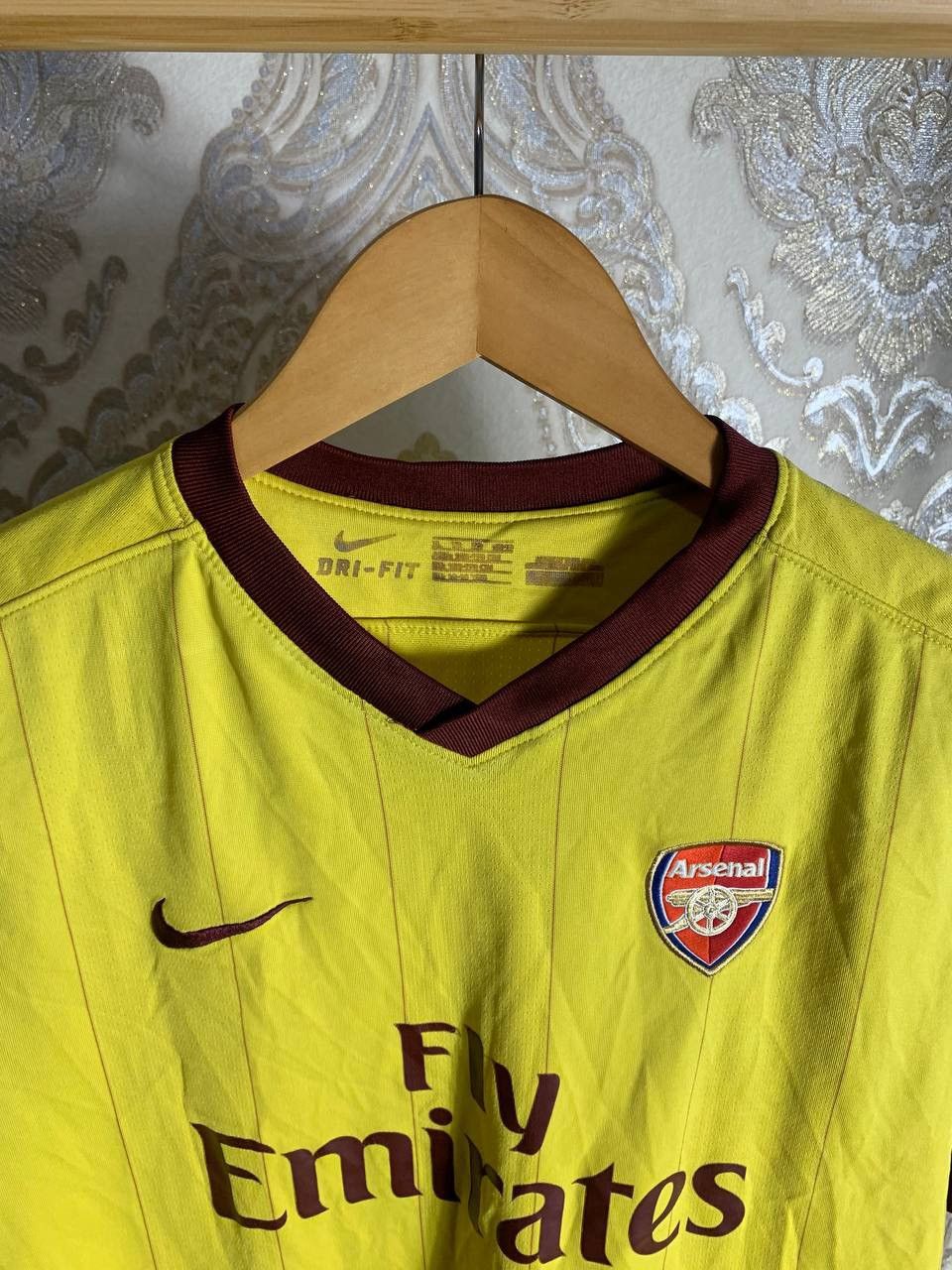 Nike VERY RARE NIKE FC ARSENAL LONDON ENGLAND SOCCER JERSEY 90s Size US S / EU 44-46 / 1 - 4 Thumbnail
